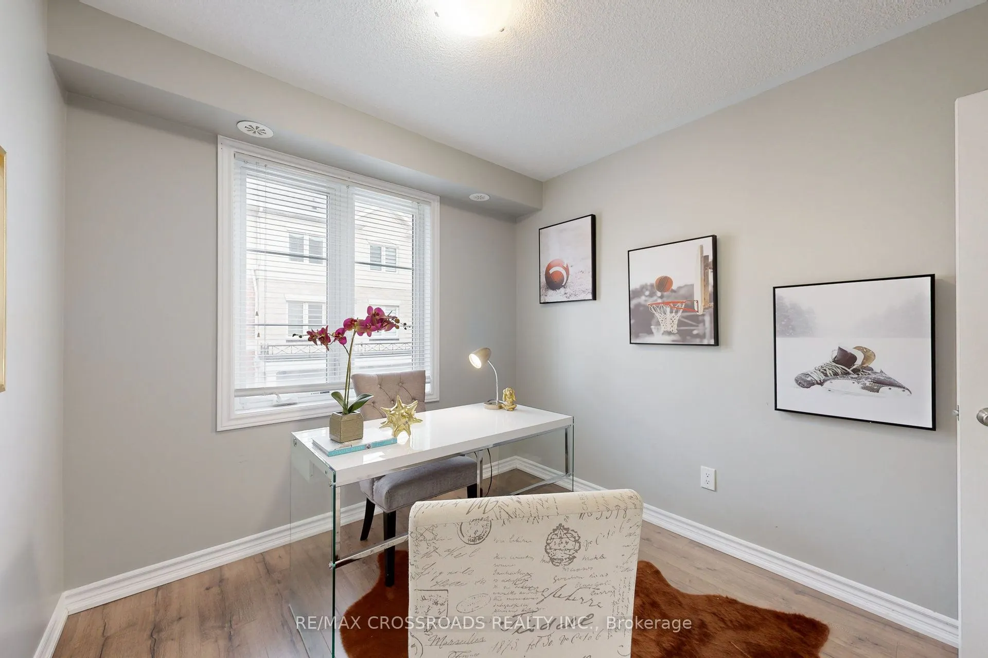 636 Evans Avenue, ## 26