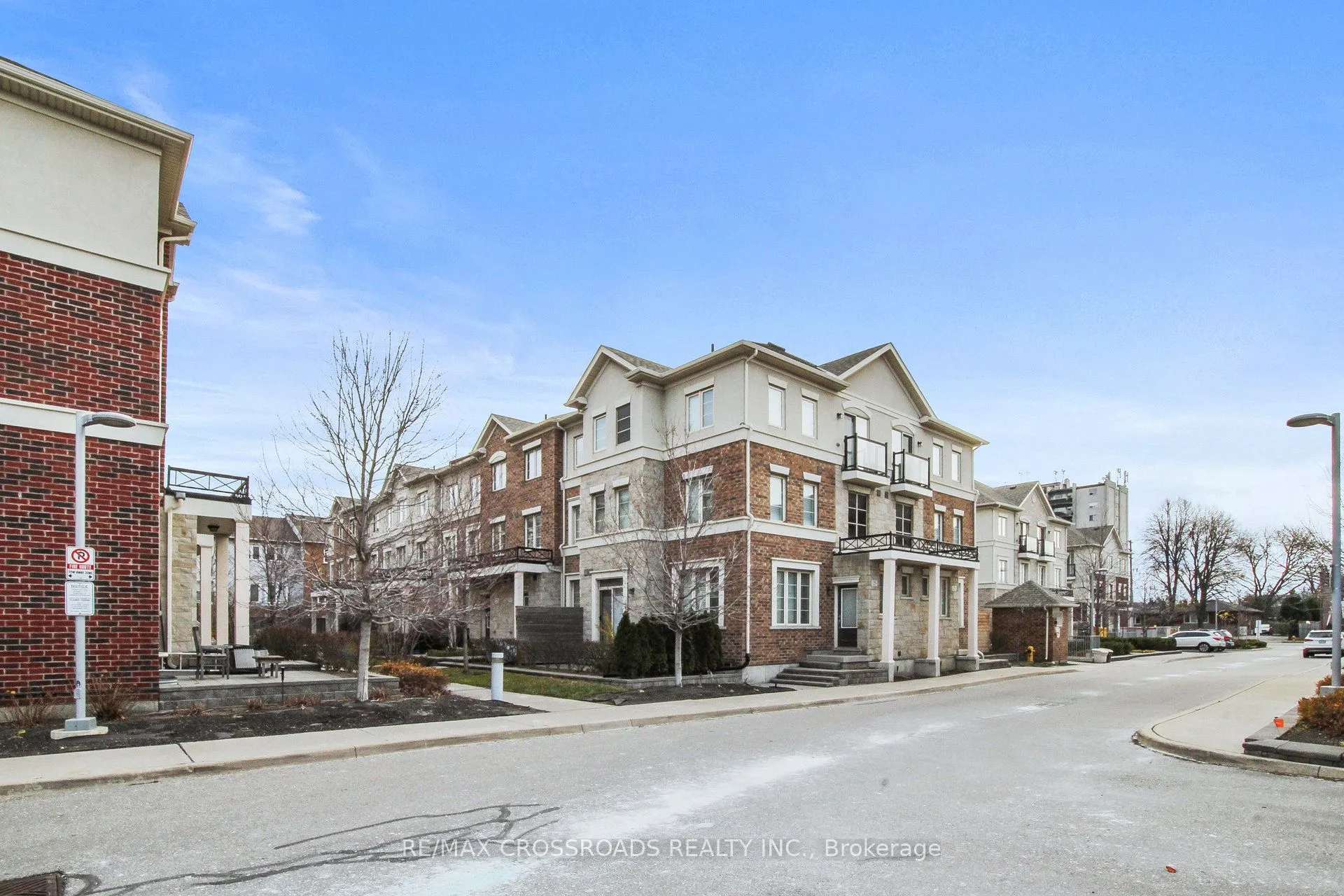 636 Evans Avenue, ## 26