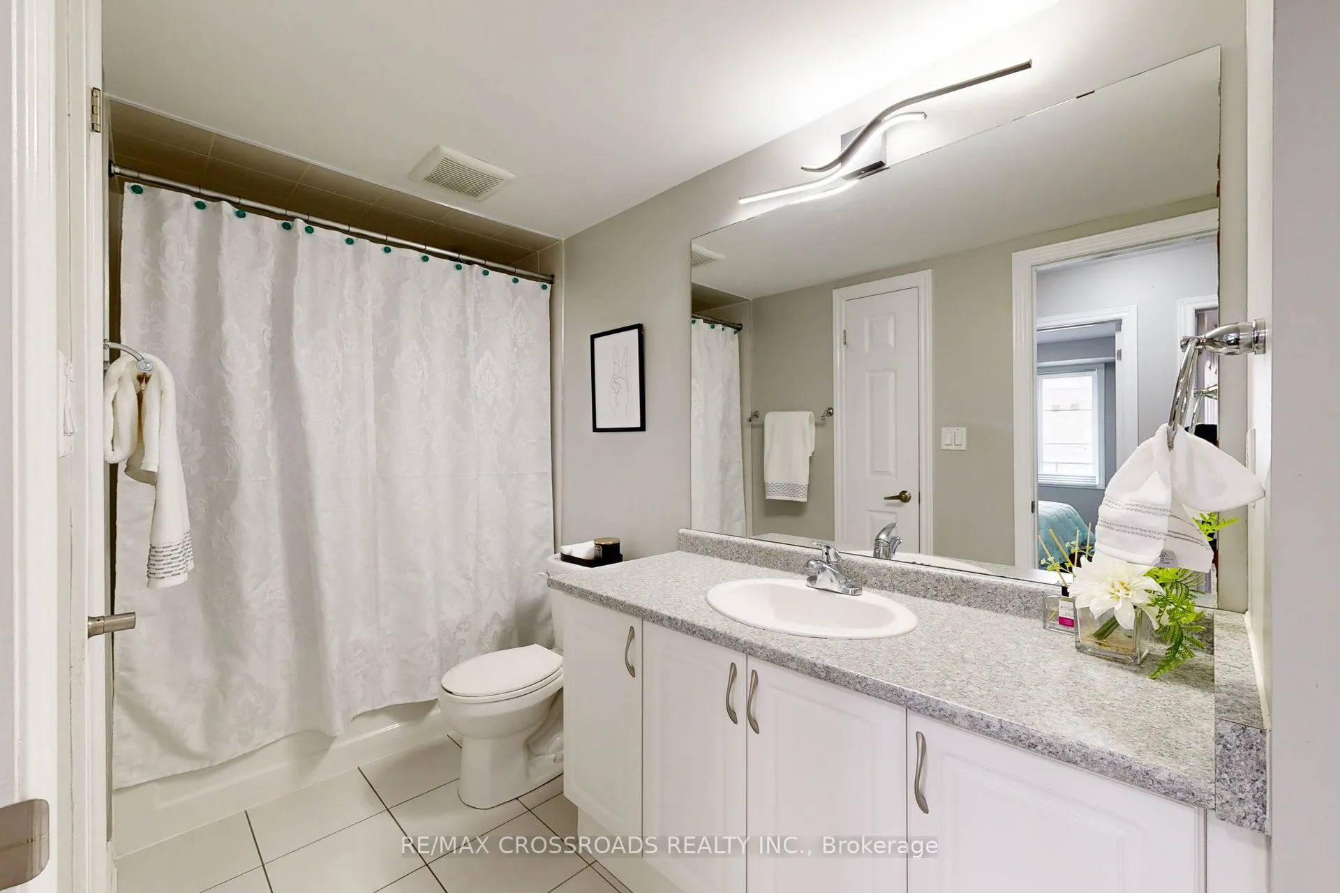 636 Evans Avenue, ## 26