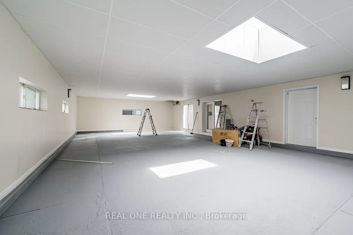 30 Herkley Drive