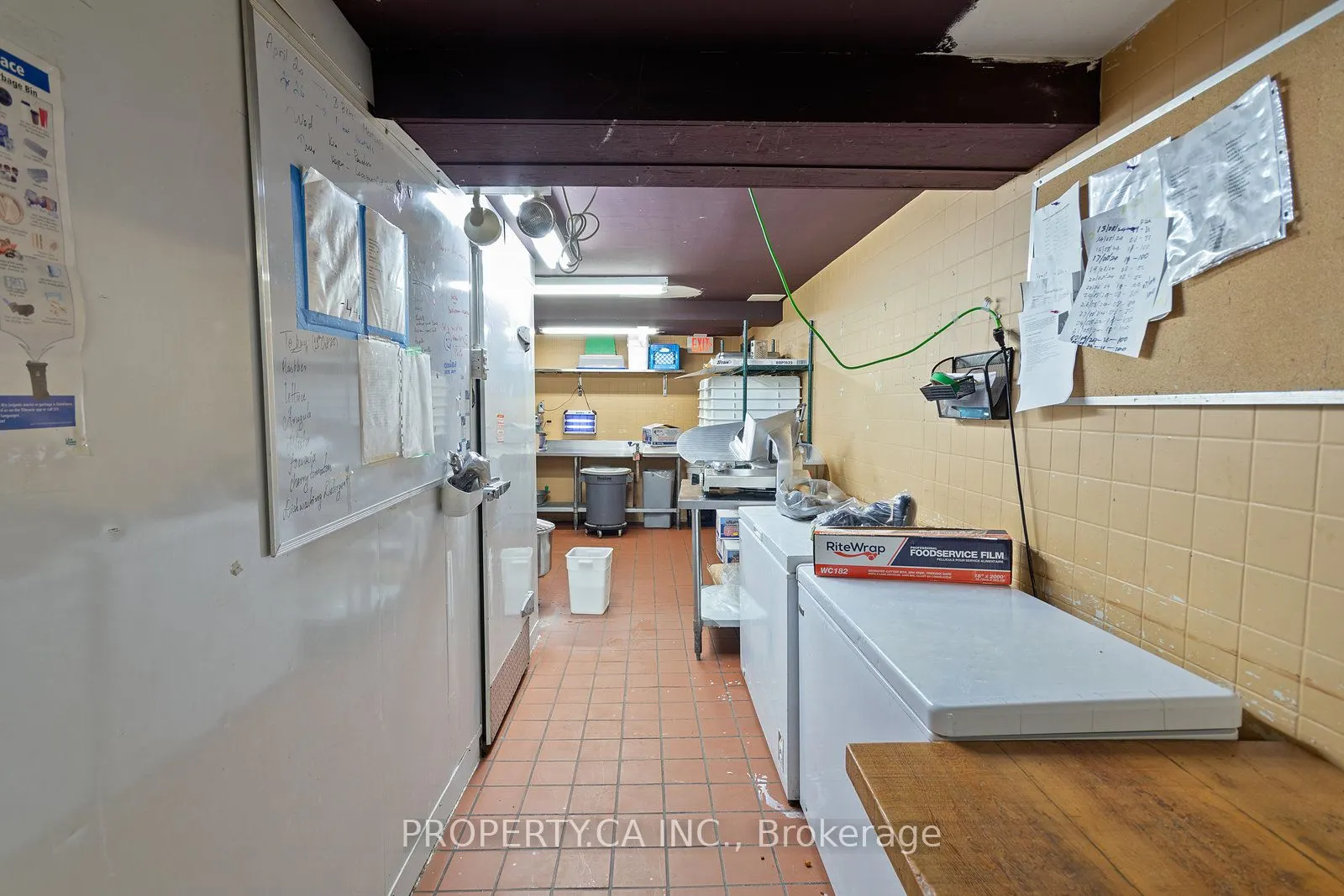 2312 Bloor Street W