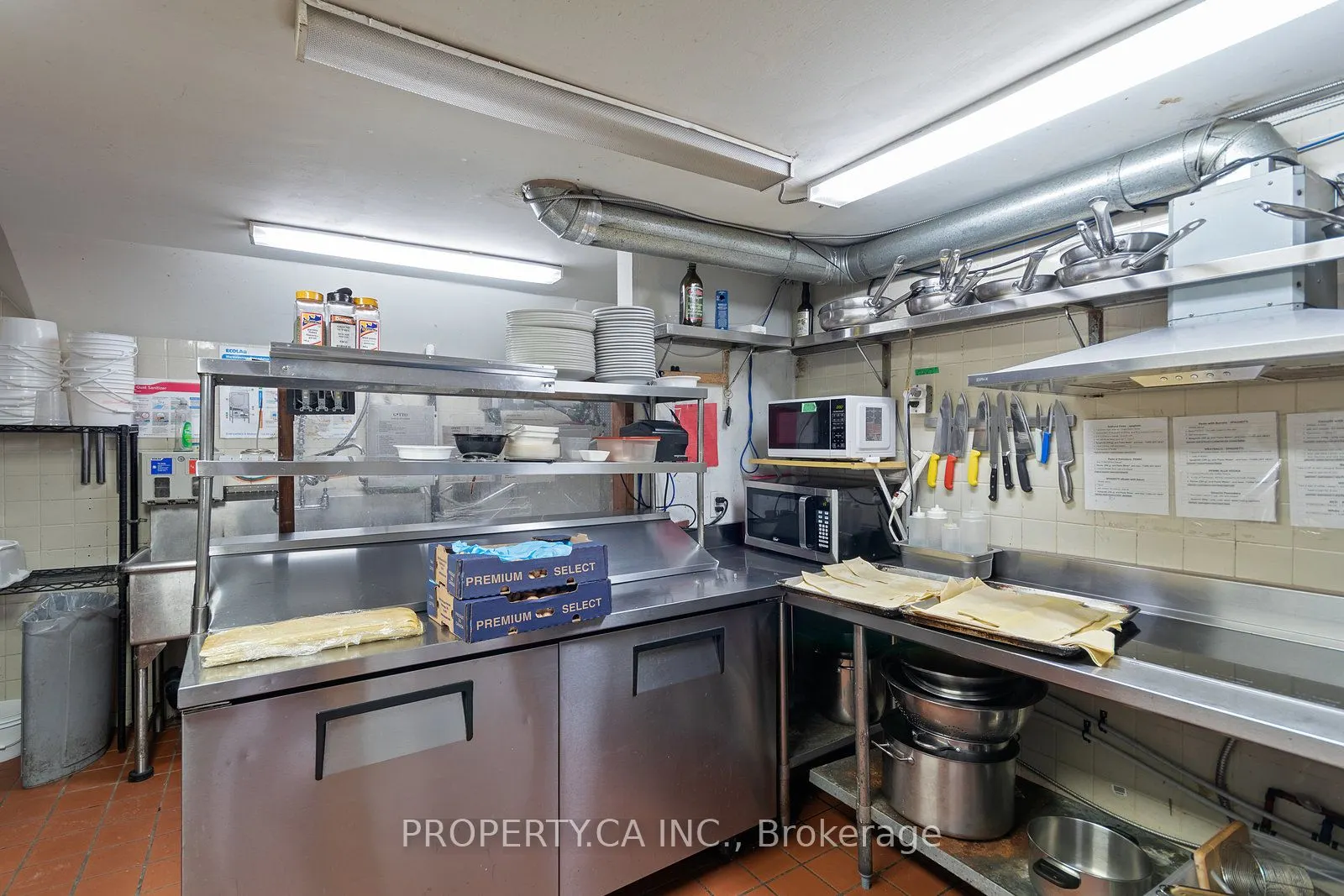 2312 Bloor Street W