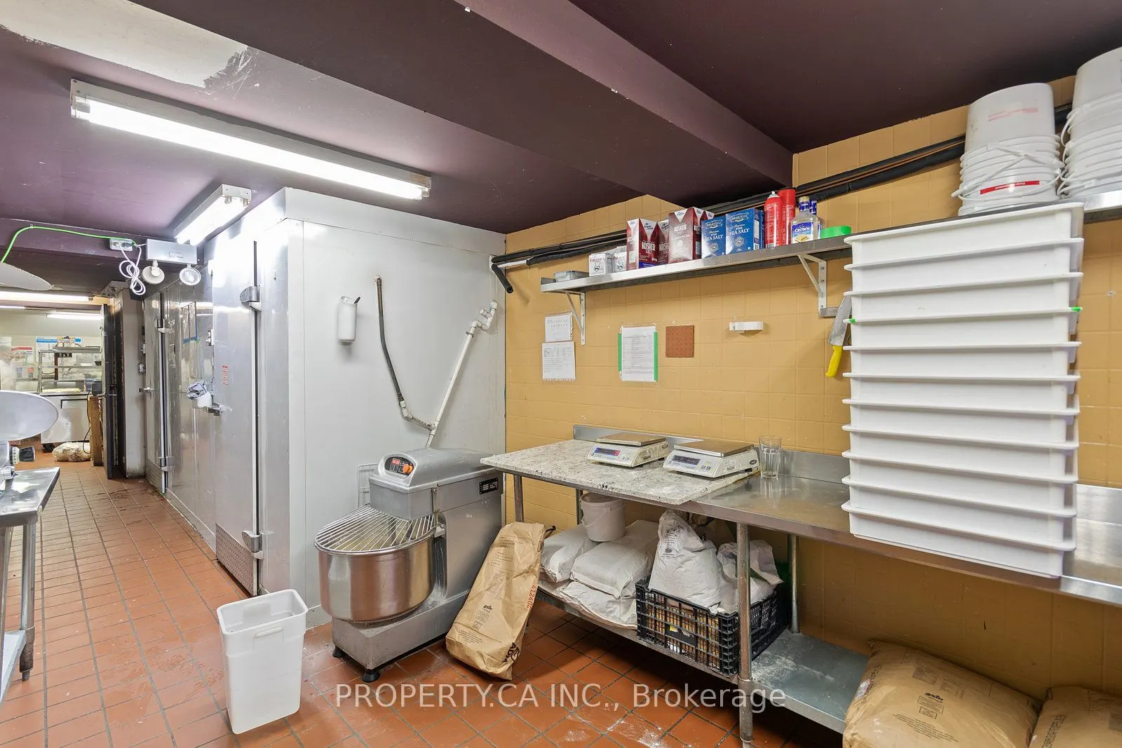 2312 Bloor Street W