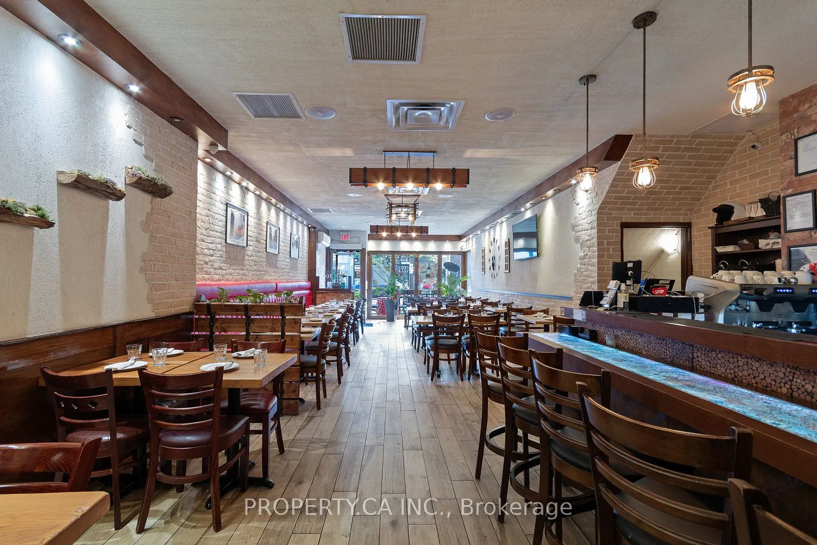 2312 Bloor Street W
