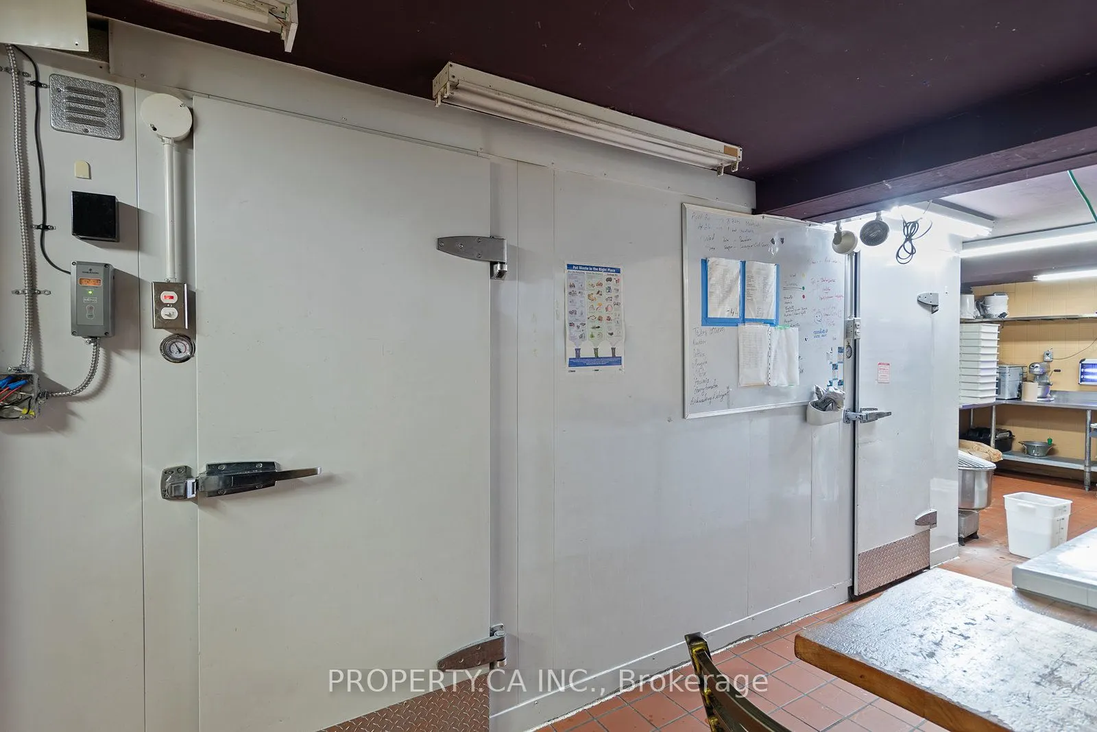 2312 Bloor Street W