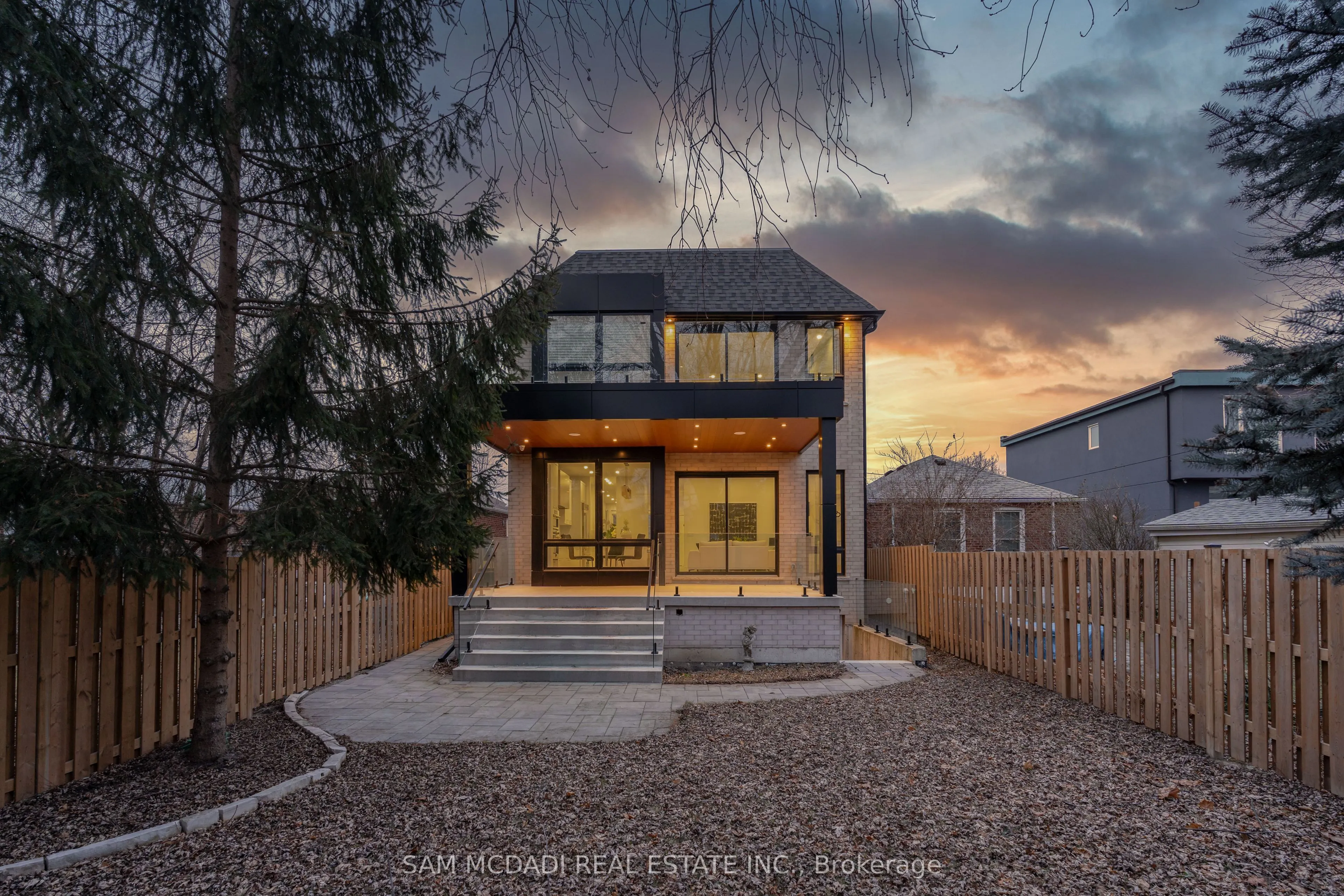 73 Elma Street