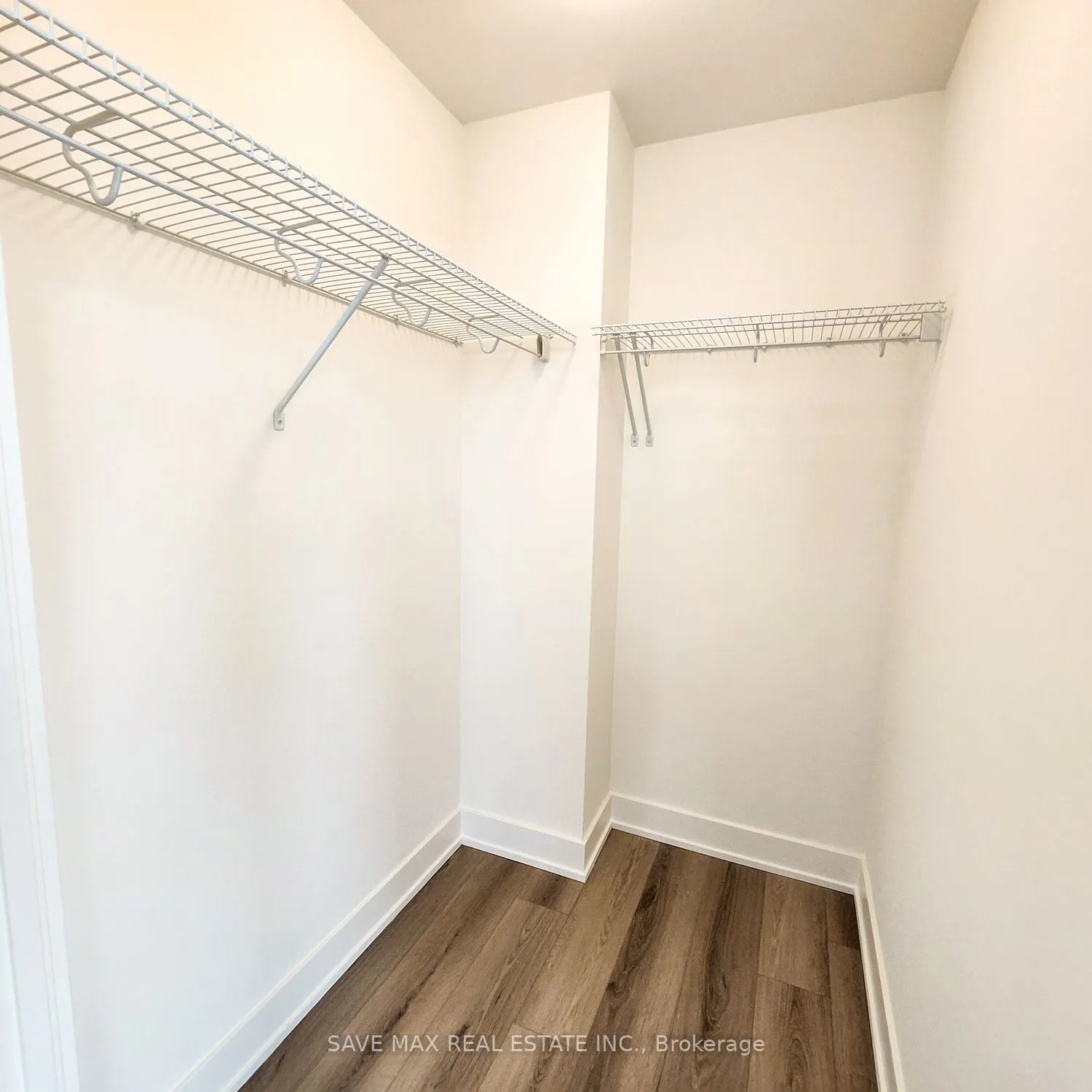 2333 Khalsa Gate, #411