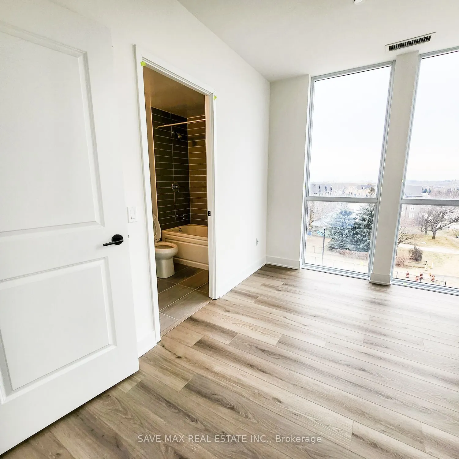 2333 Khalsa Gate, #411