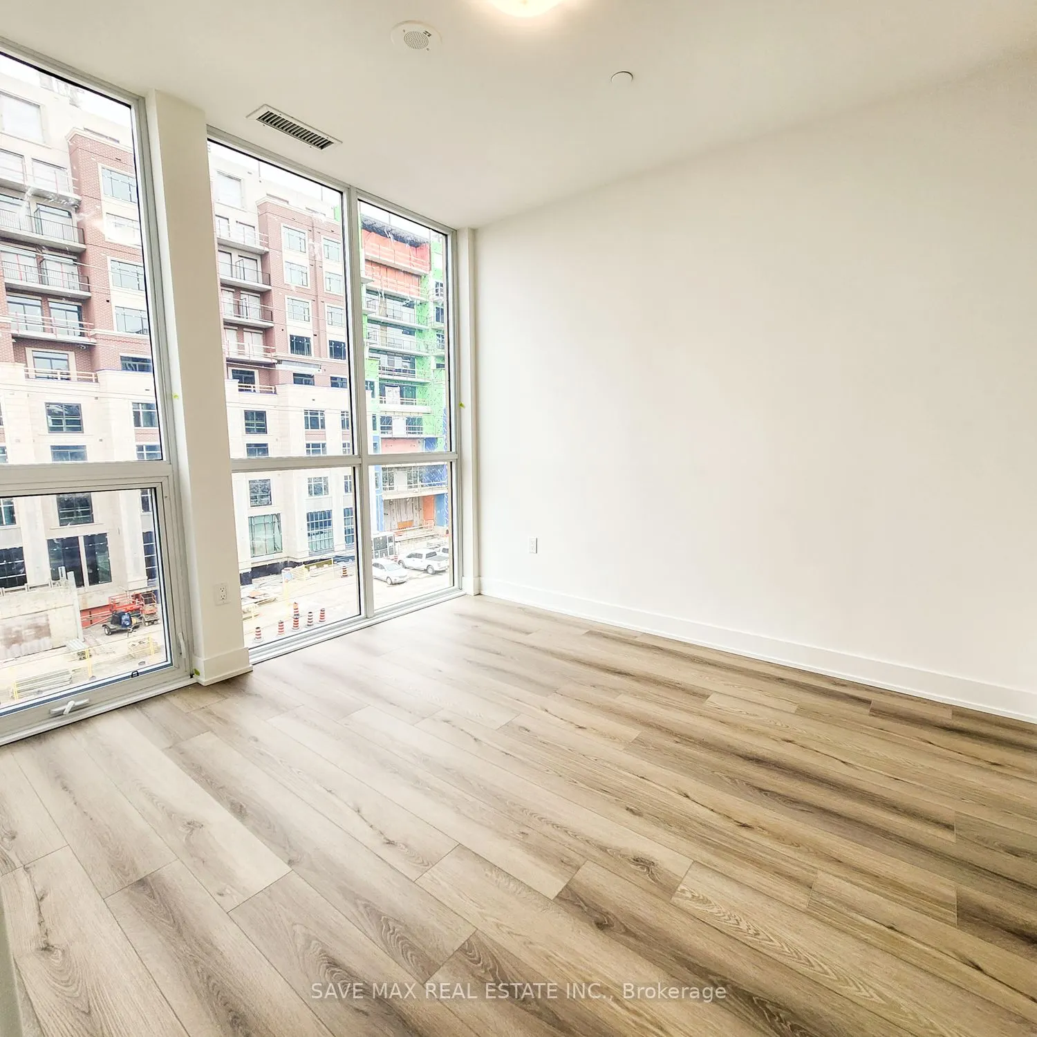 2333 Khalsa Gate, #411