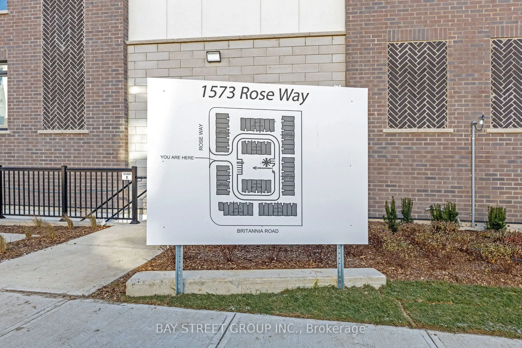 1573 Rose Way #111