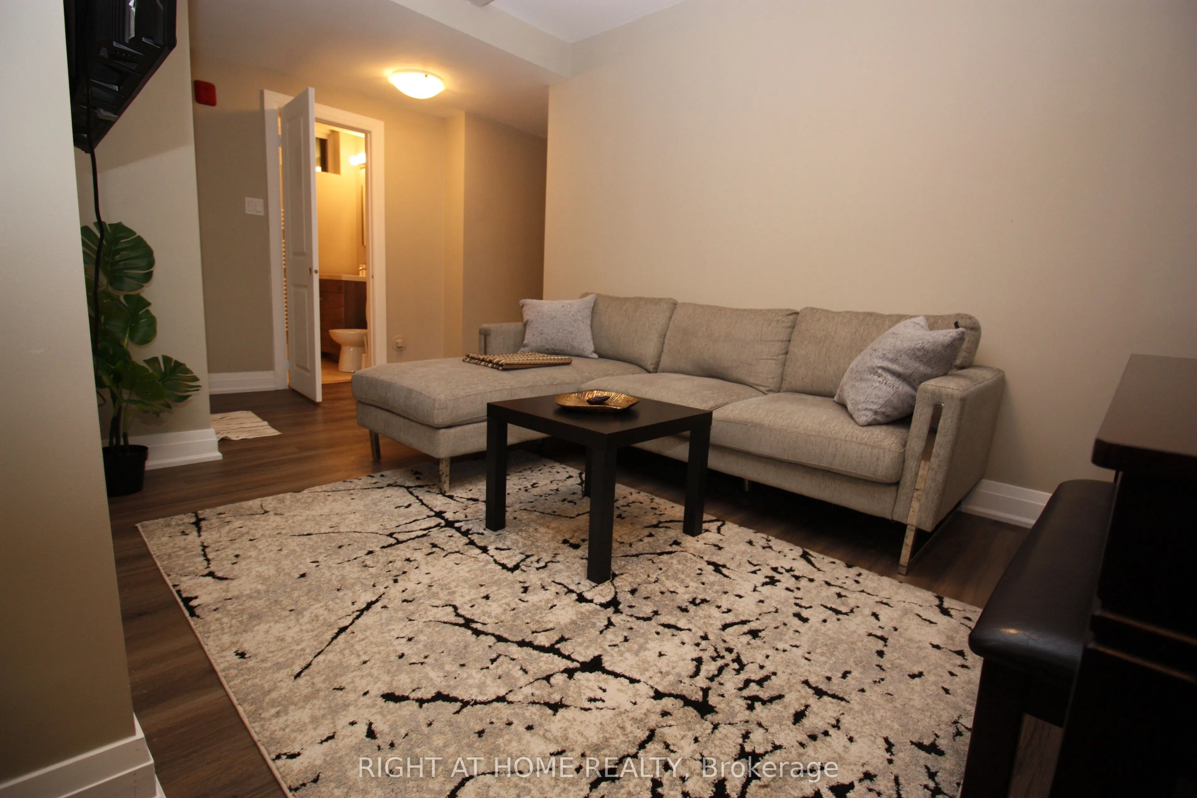 2 Glen Gordon Road #5