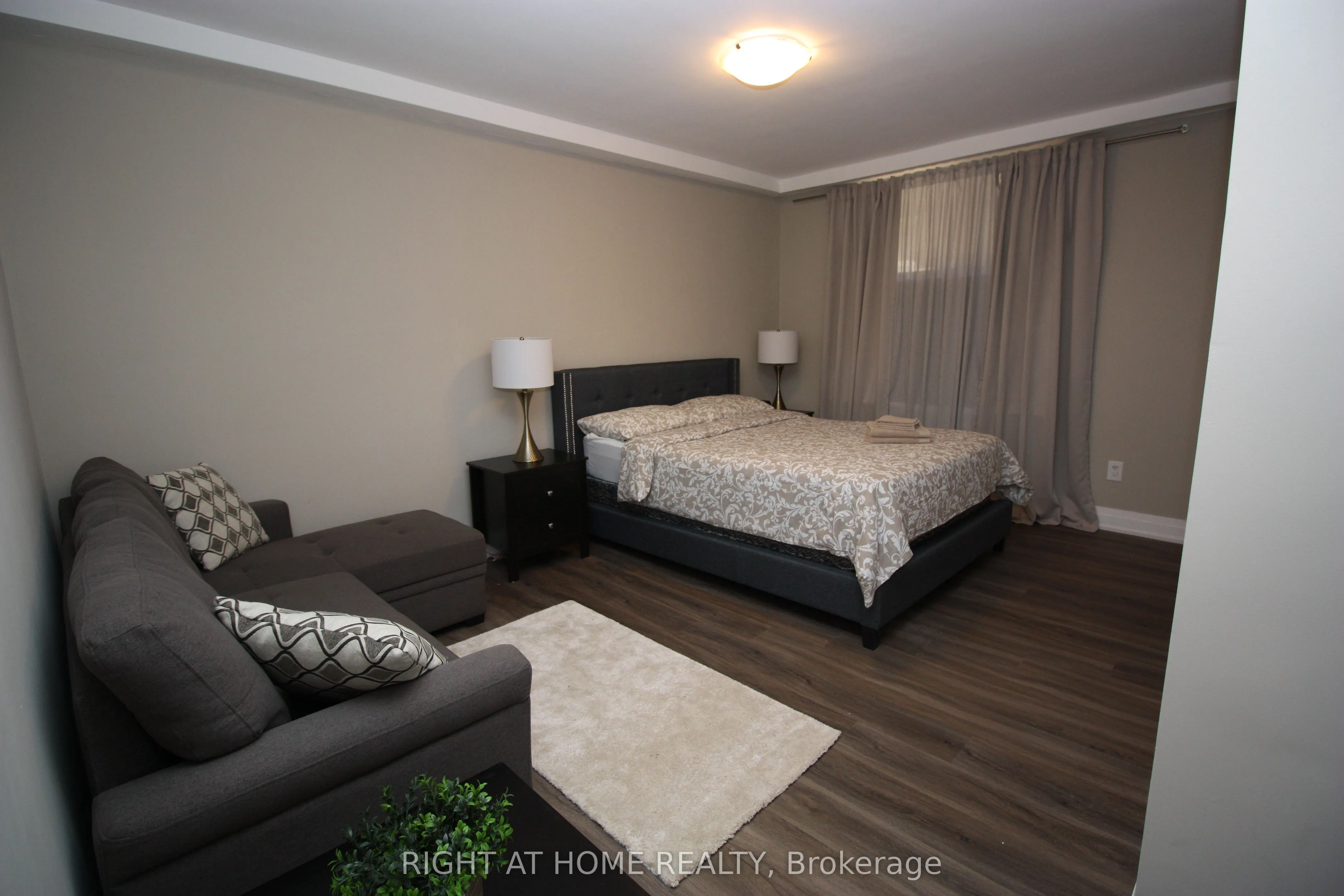 2 Glen Gordon Road #5