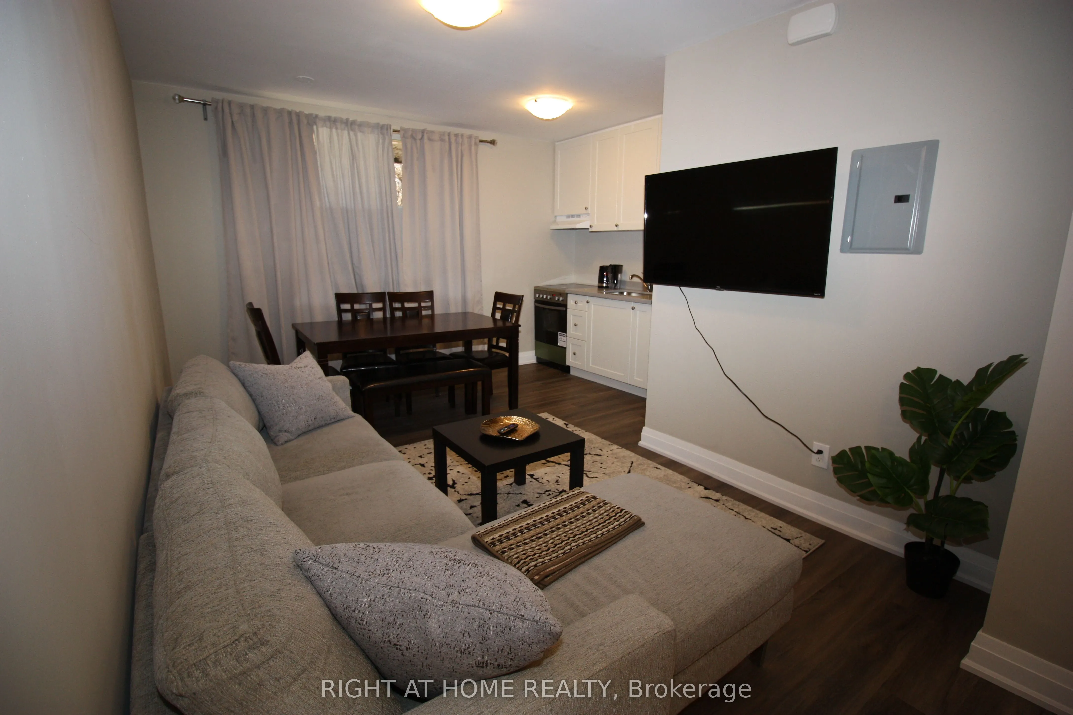 2 Glen Gordon Road #5