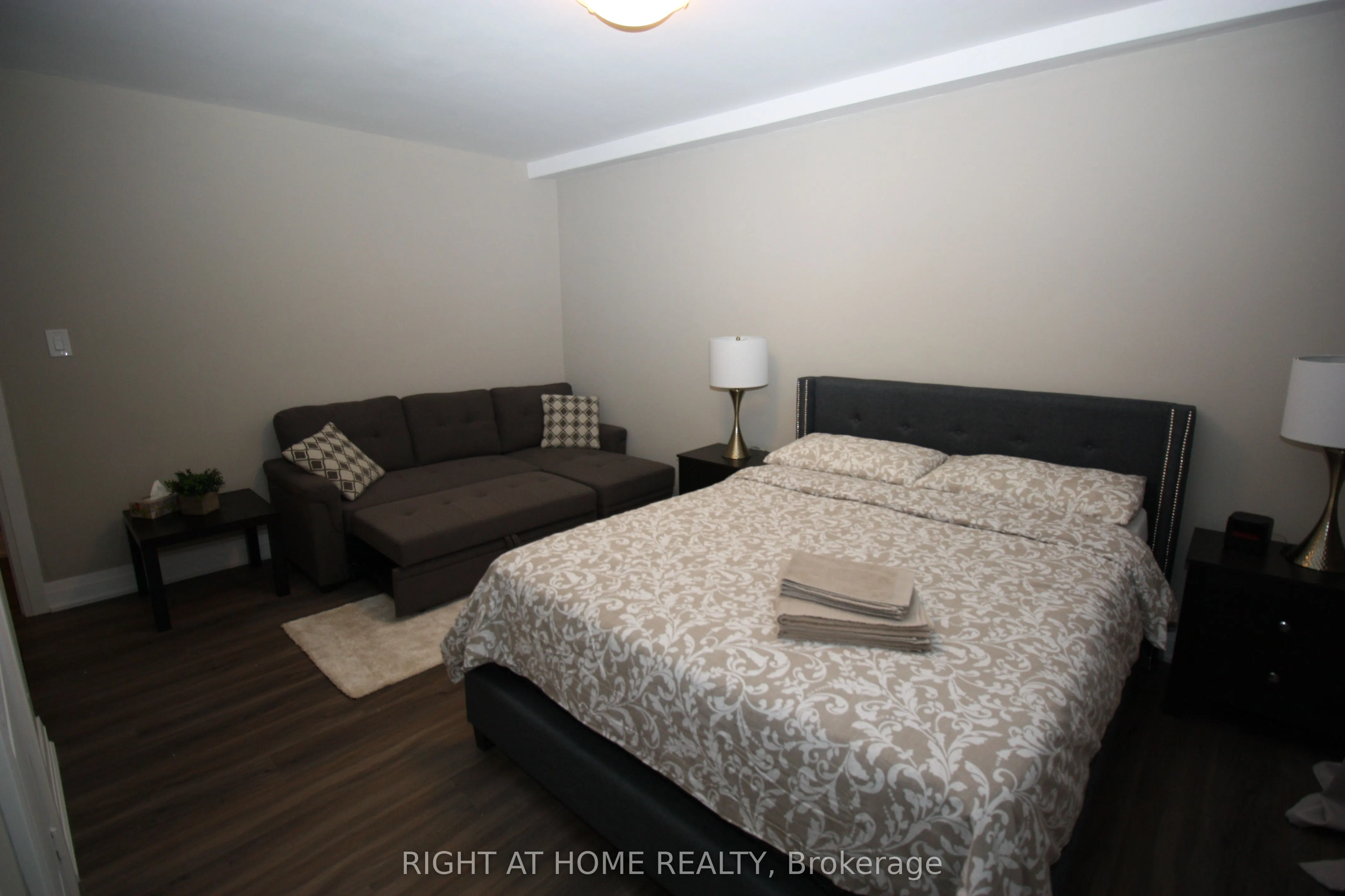 2 Glen Gordon Road #5