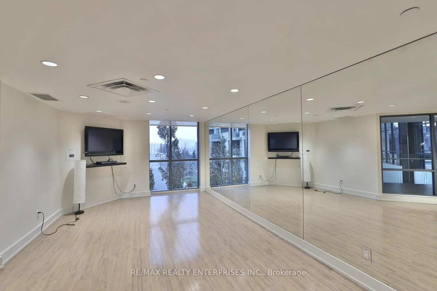 225 Sherway Gardens Road #1001