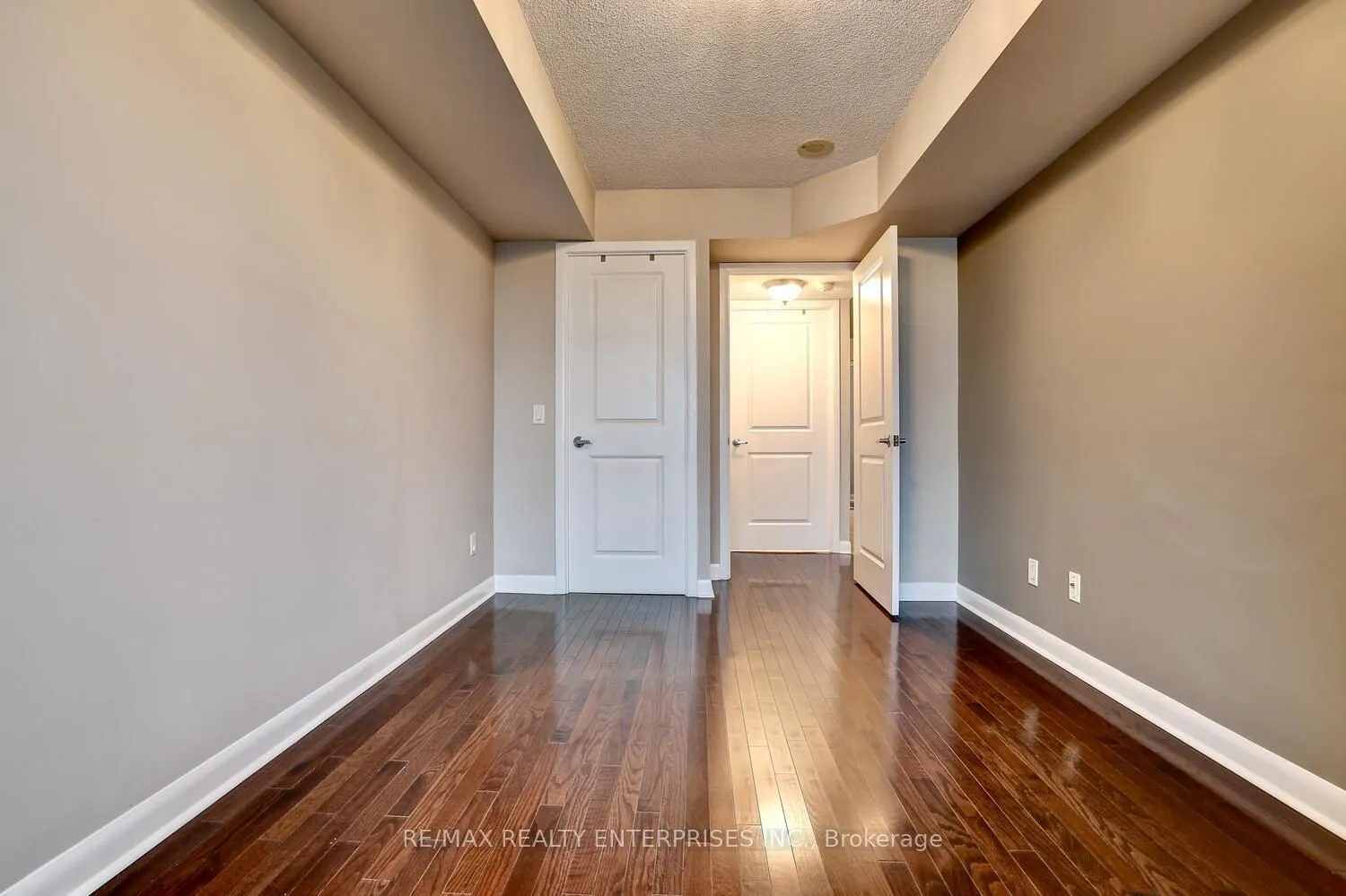225 Sherway Gardens Road #1001