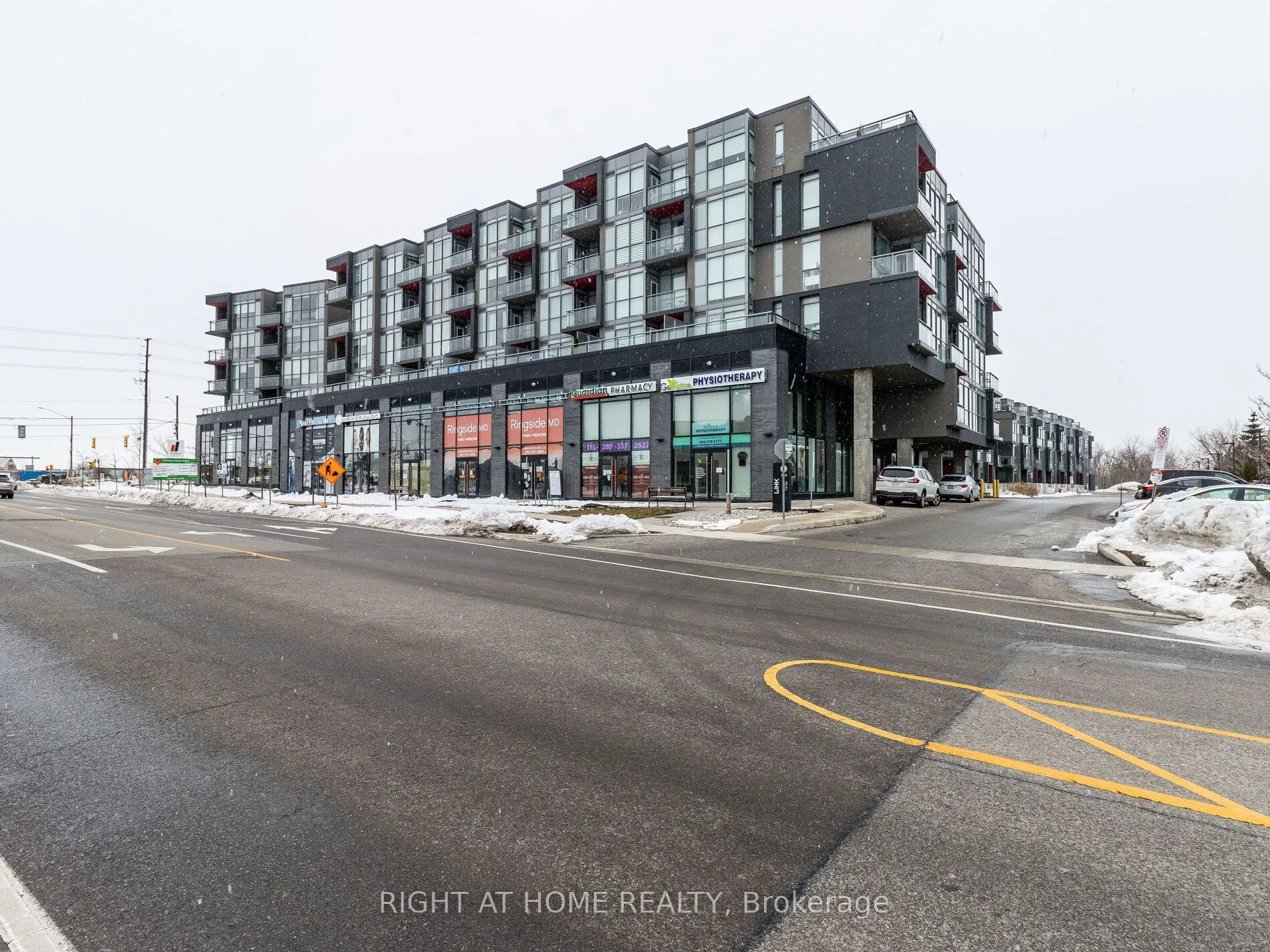 5220 Dundas Street, #D620