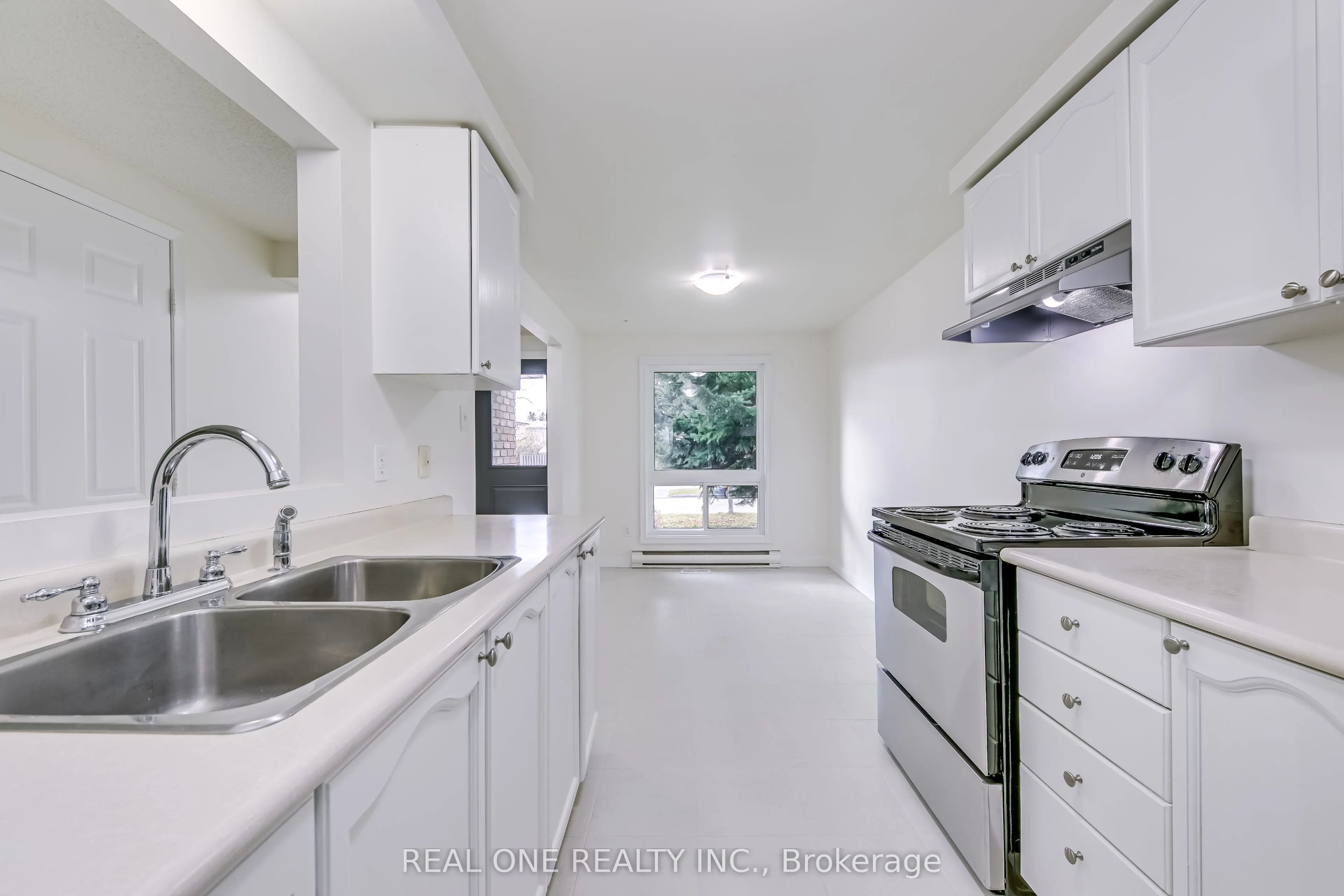 32 Danville Avenue