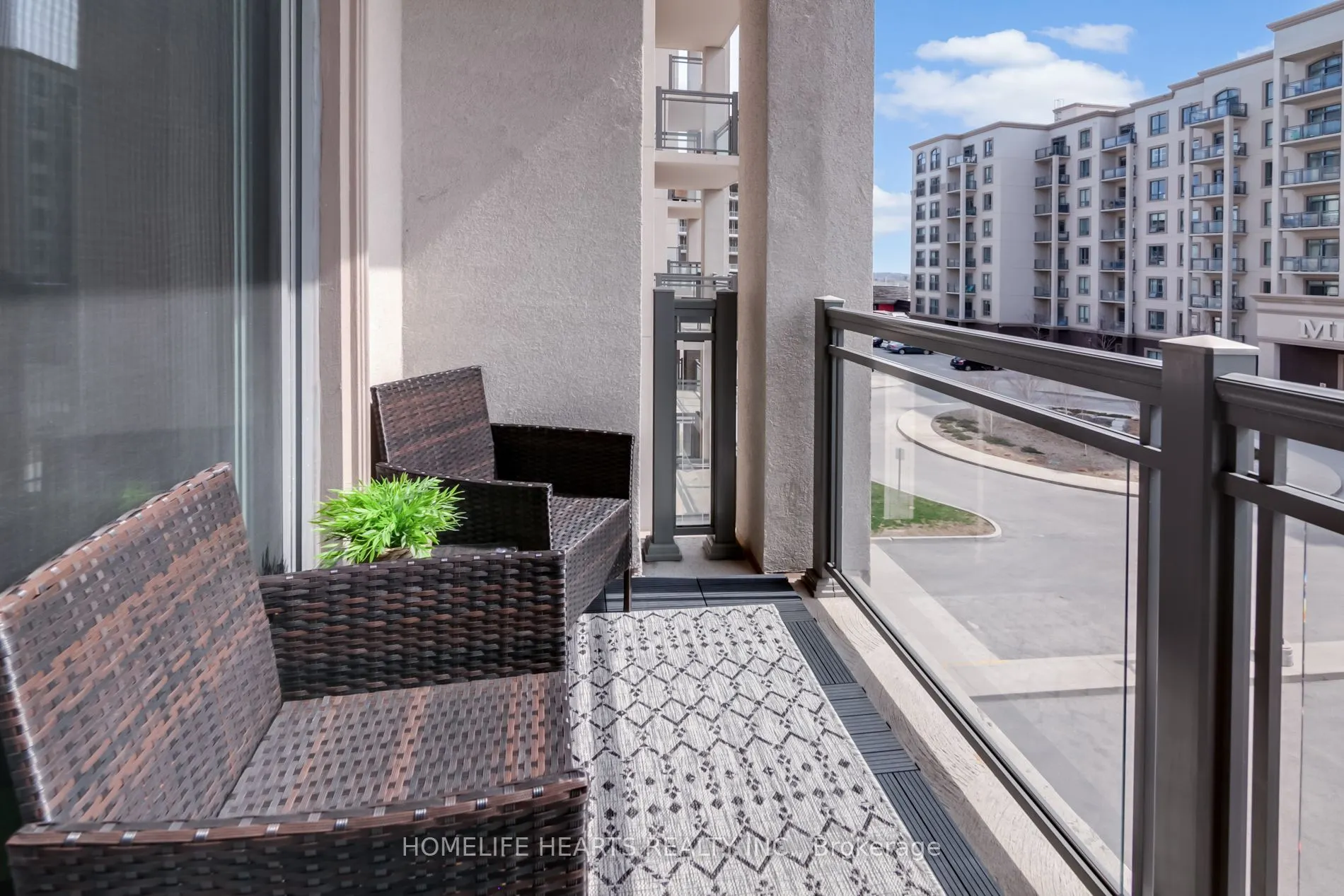 2486 Old Bronte Road, #303
