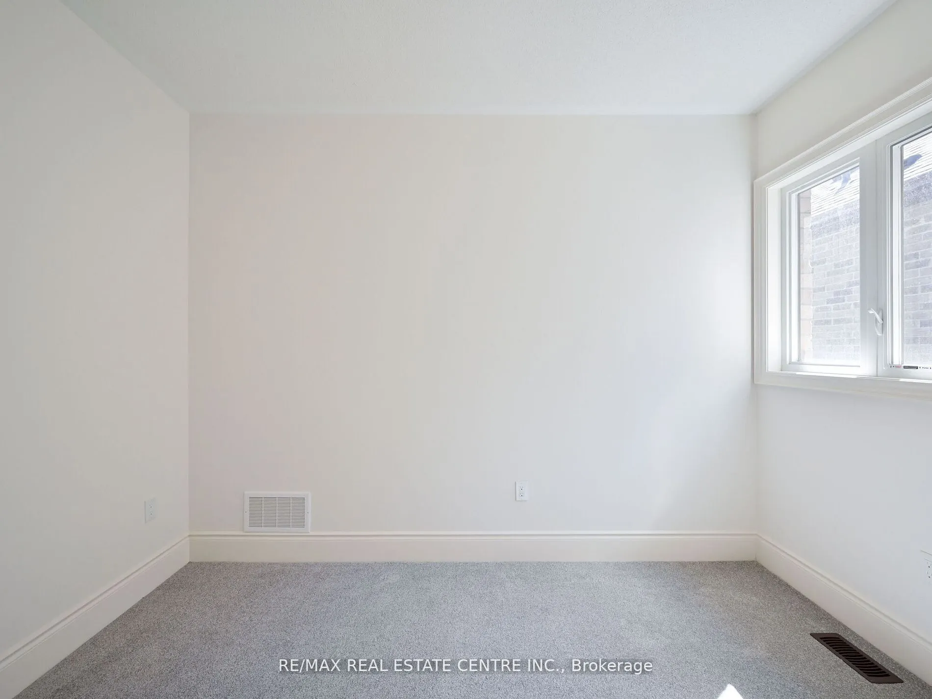 1555 Severn Drive