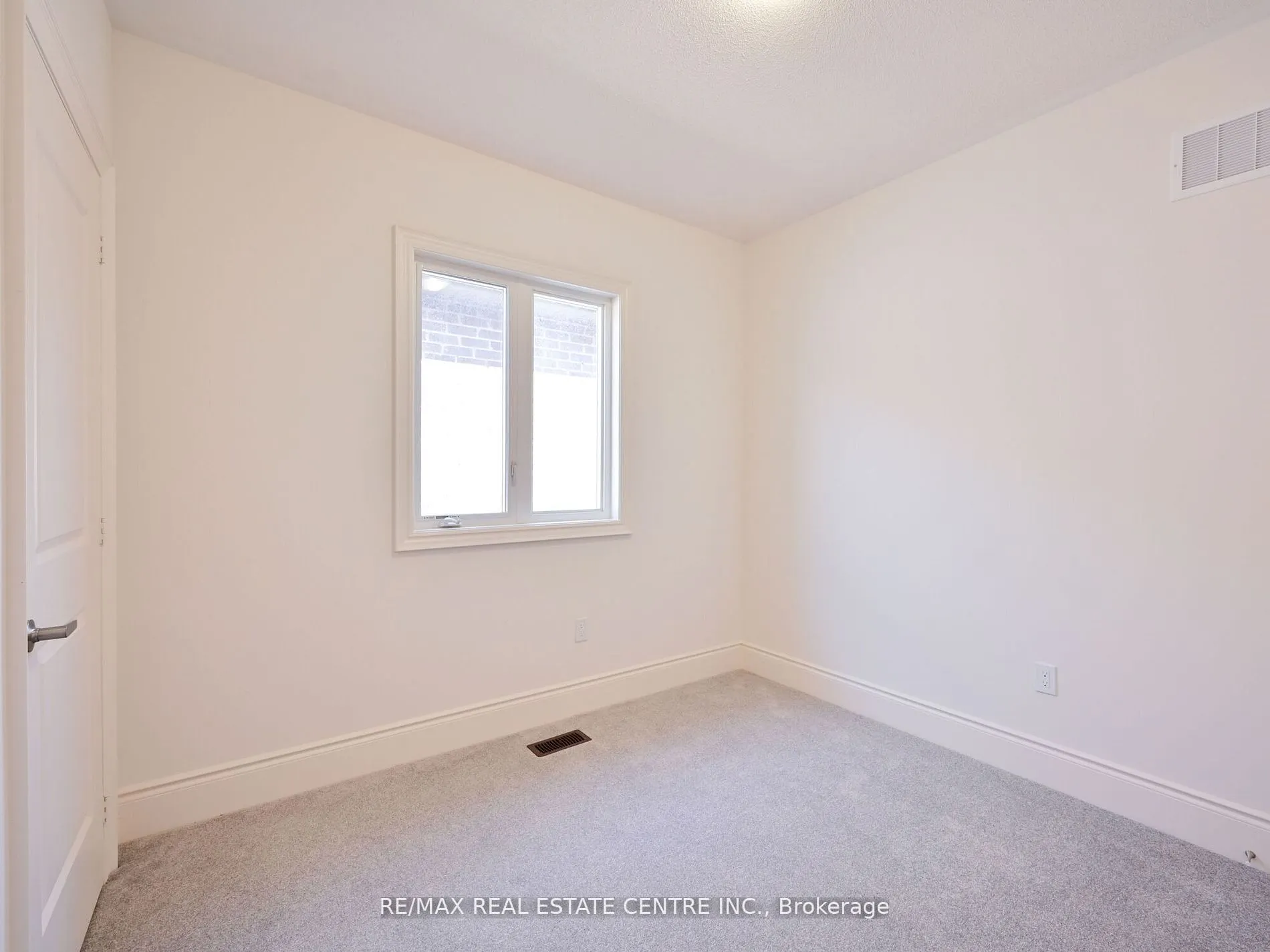 1555 Severn Drive