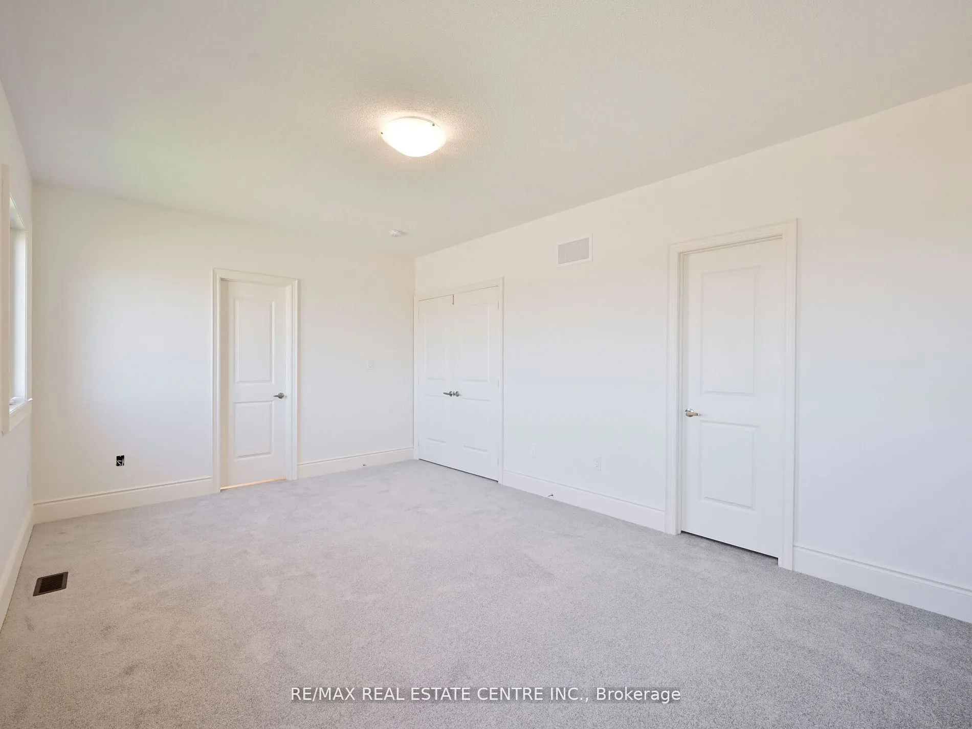 1555 Severn Drive