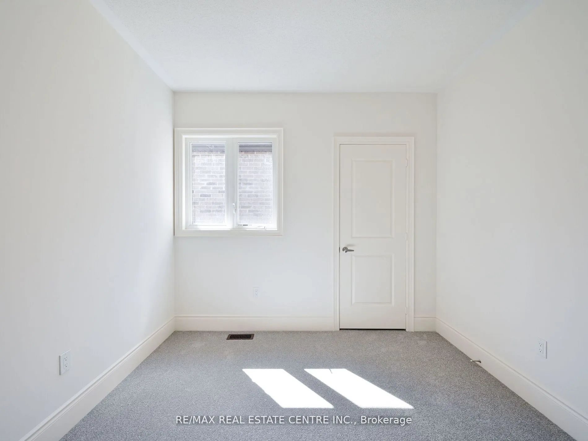 1555 Severn Drive
