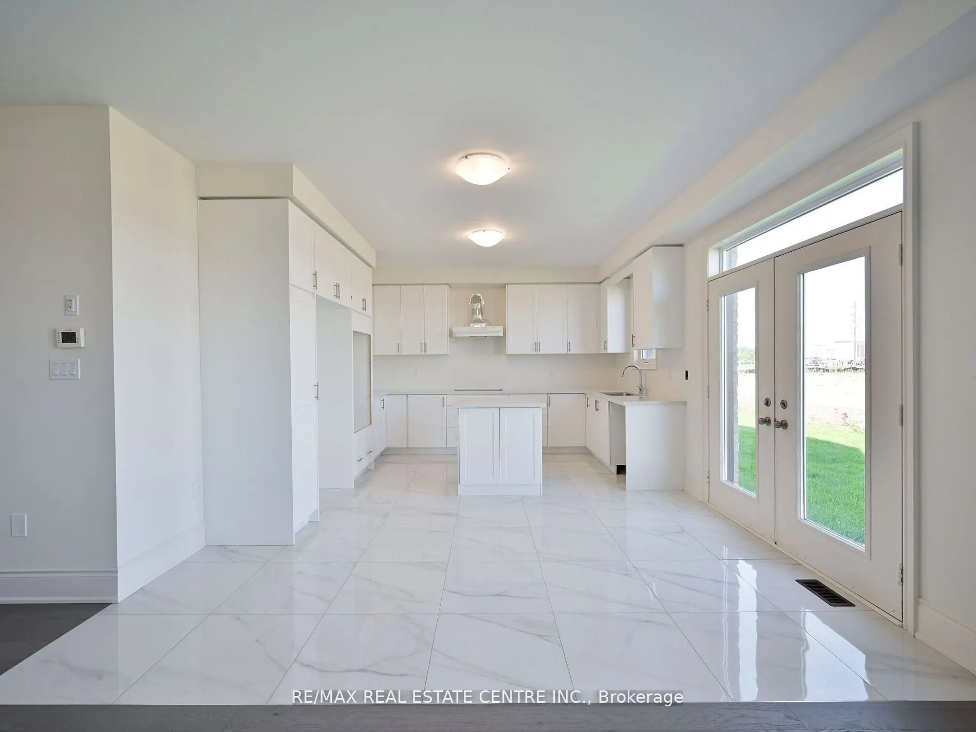 1555 Severn Drive