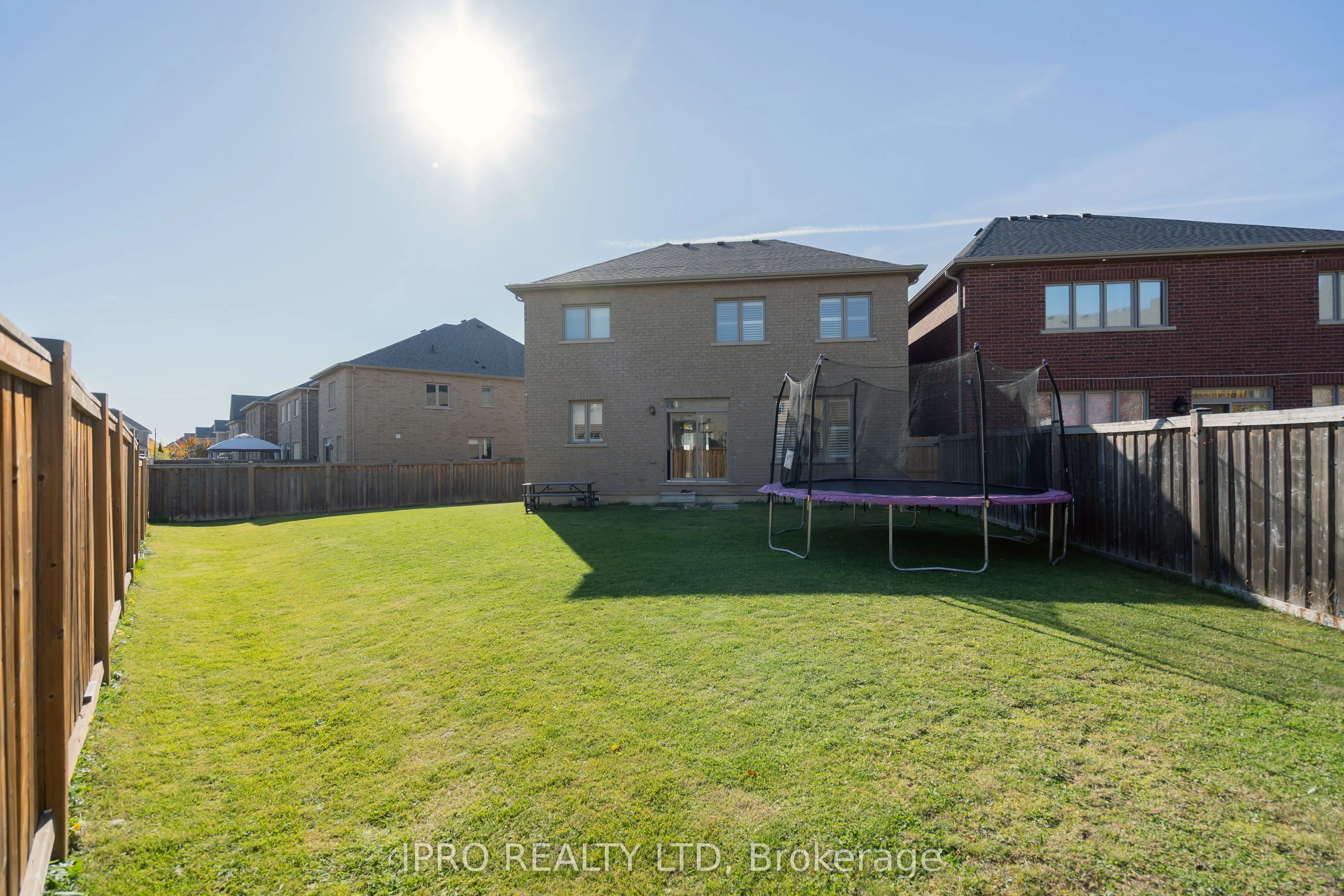 11 Goodsway Trail