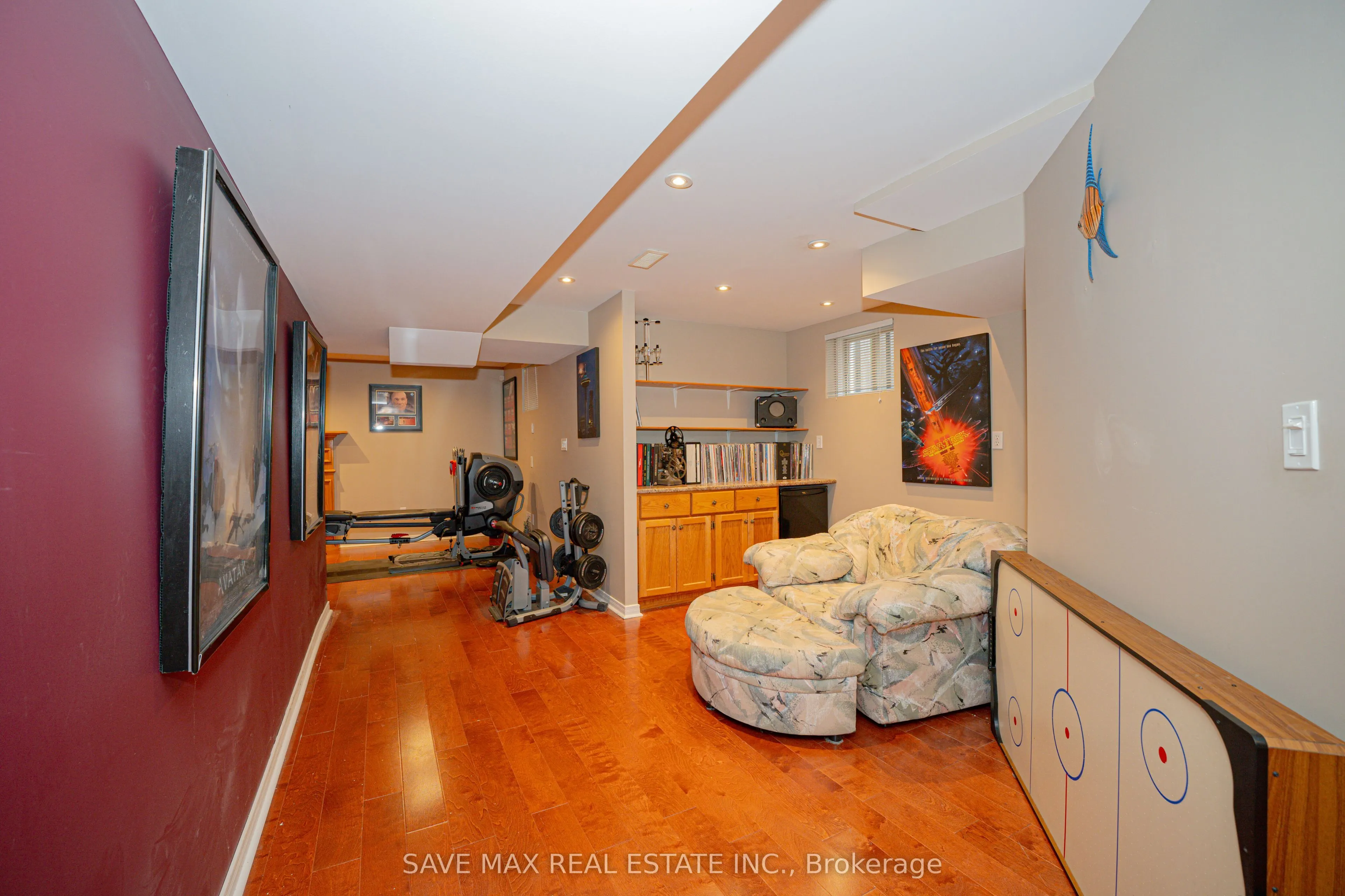 82 Belmont Boulevard