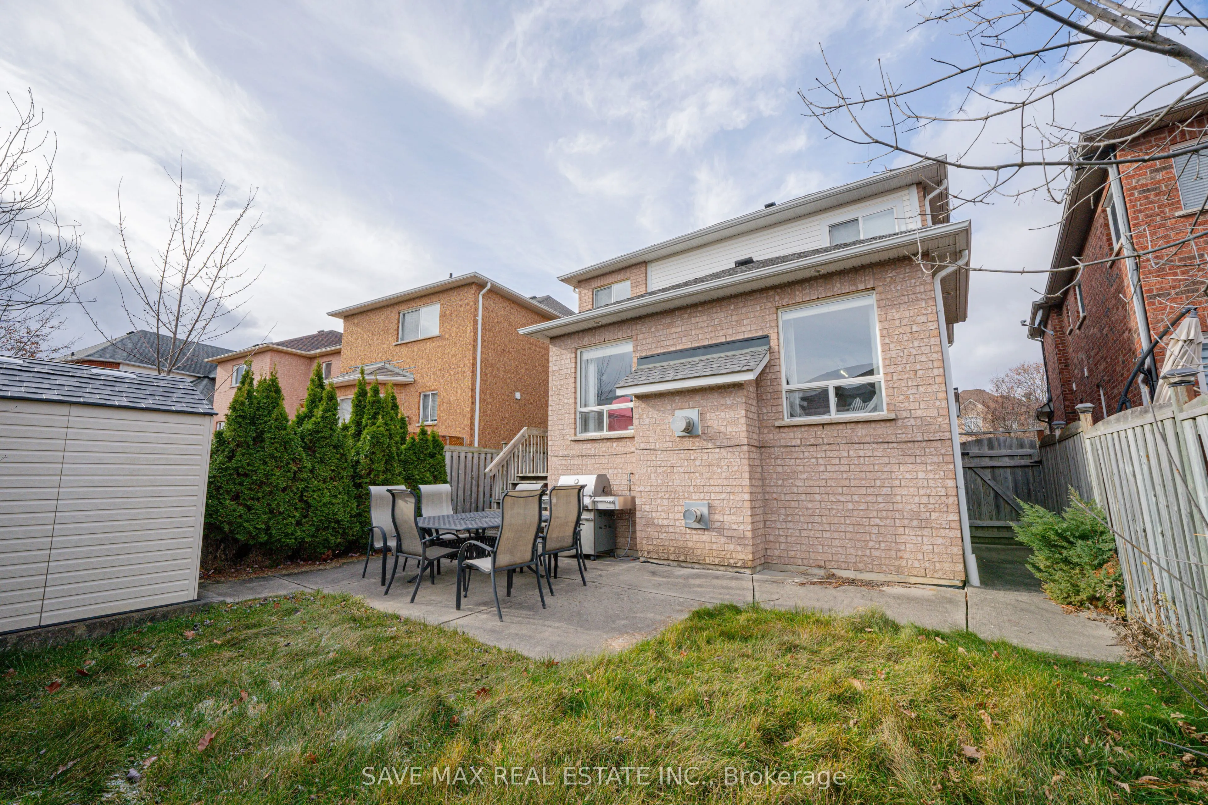 82 Belmont Boulevard