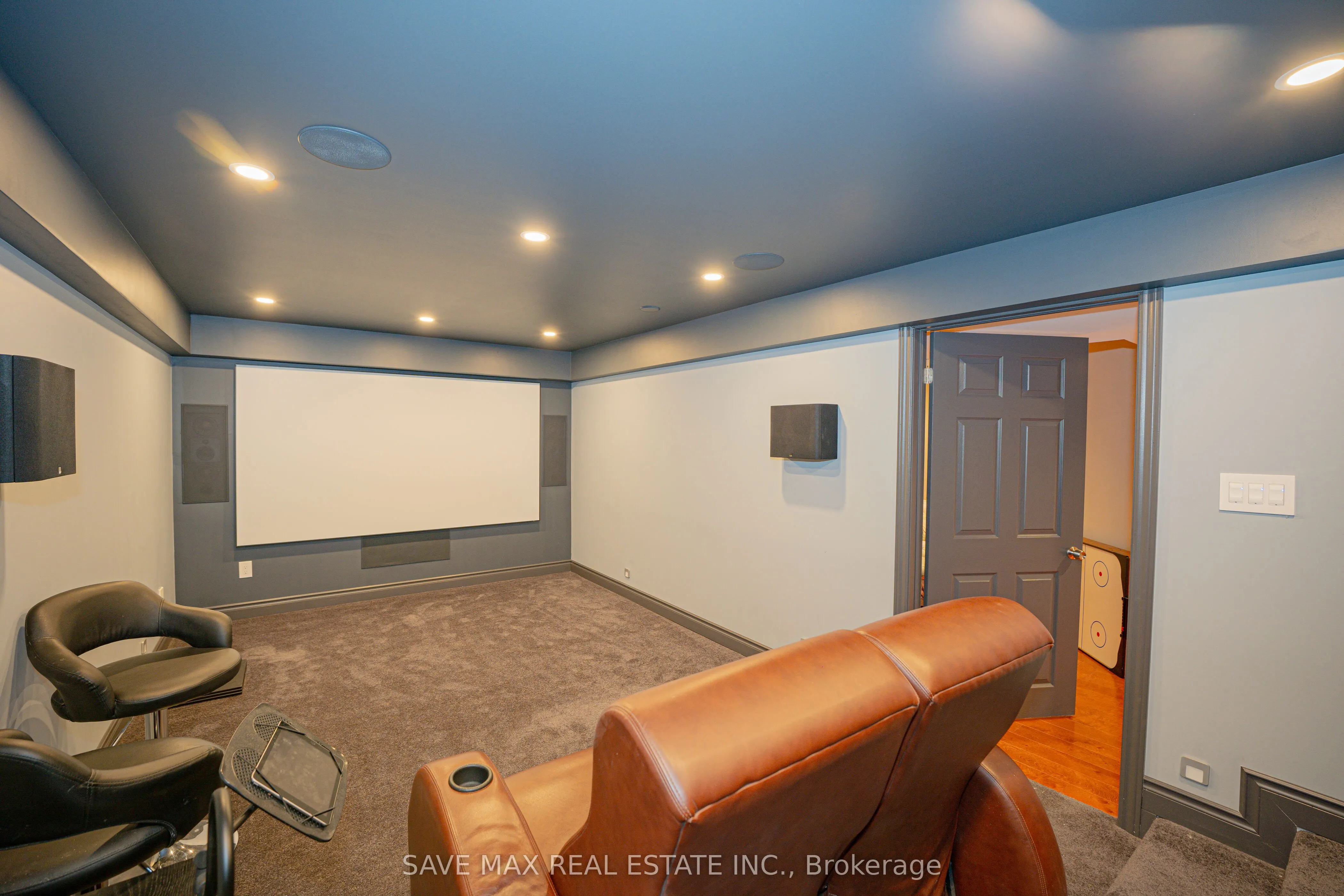 82 Belmont Boulevard