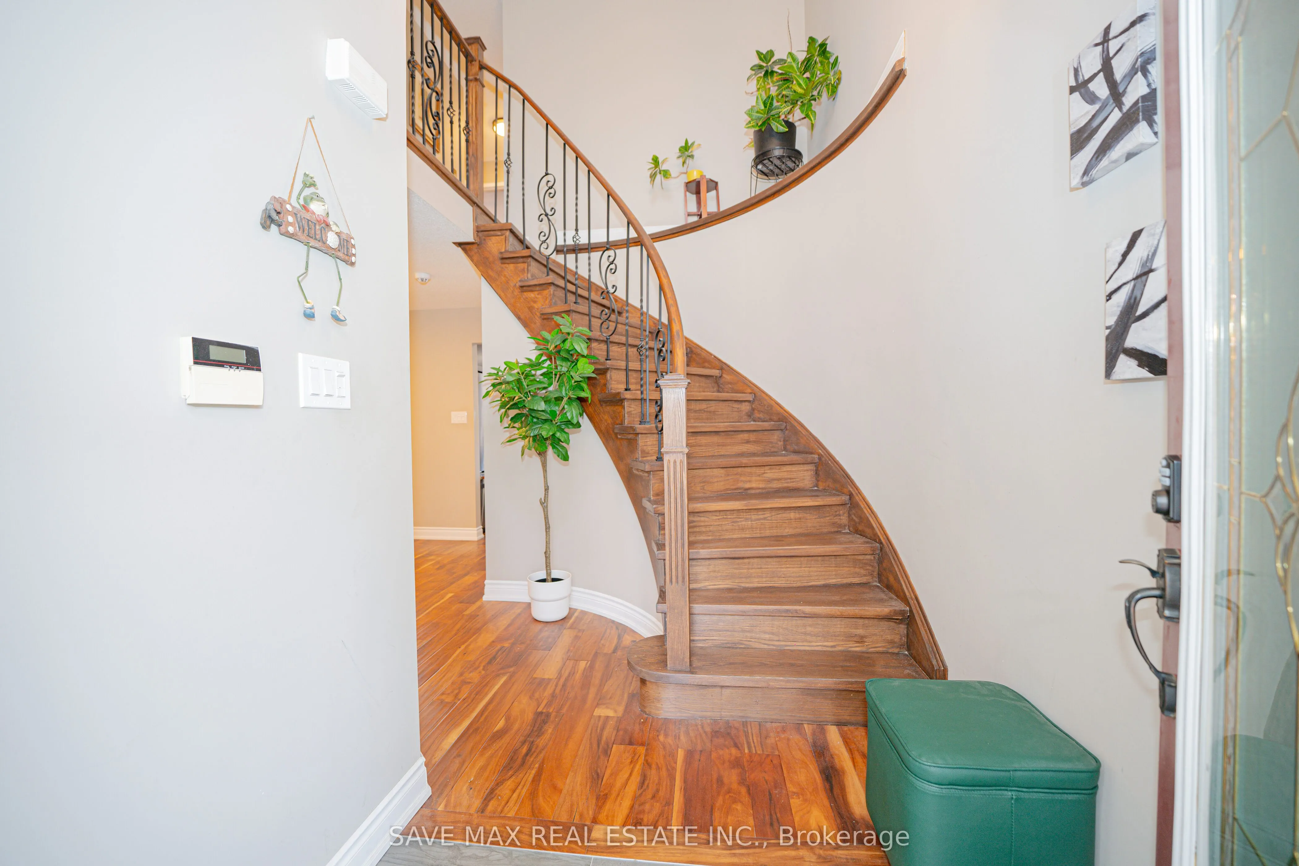 82 Belmont Boulevard