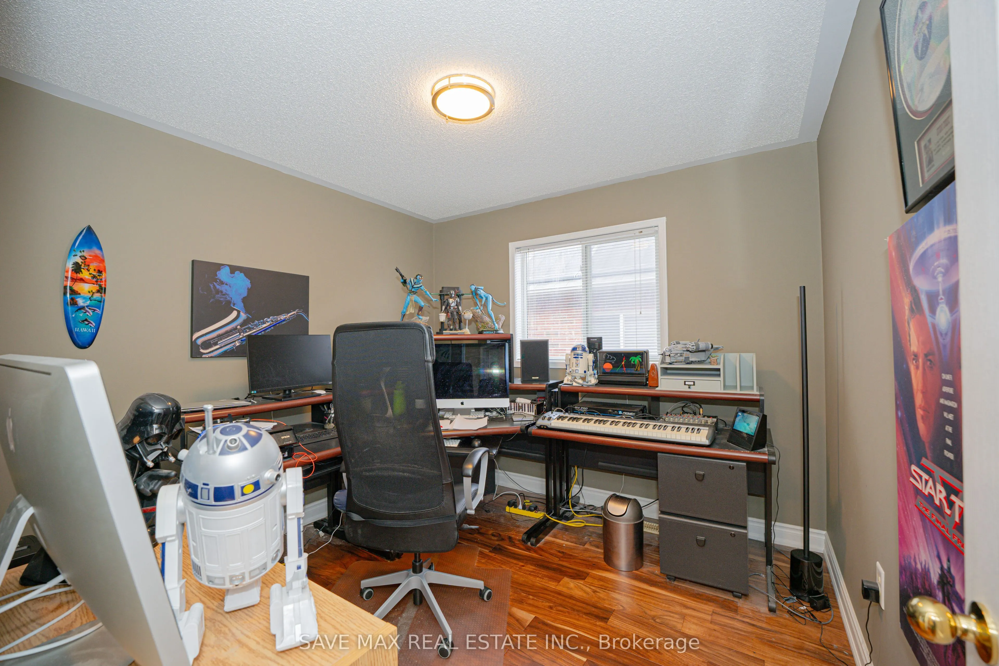 82 Belmont Boulevard