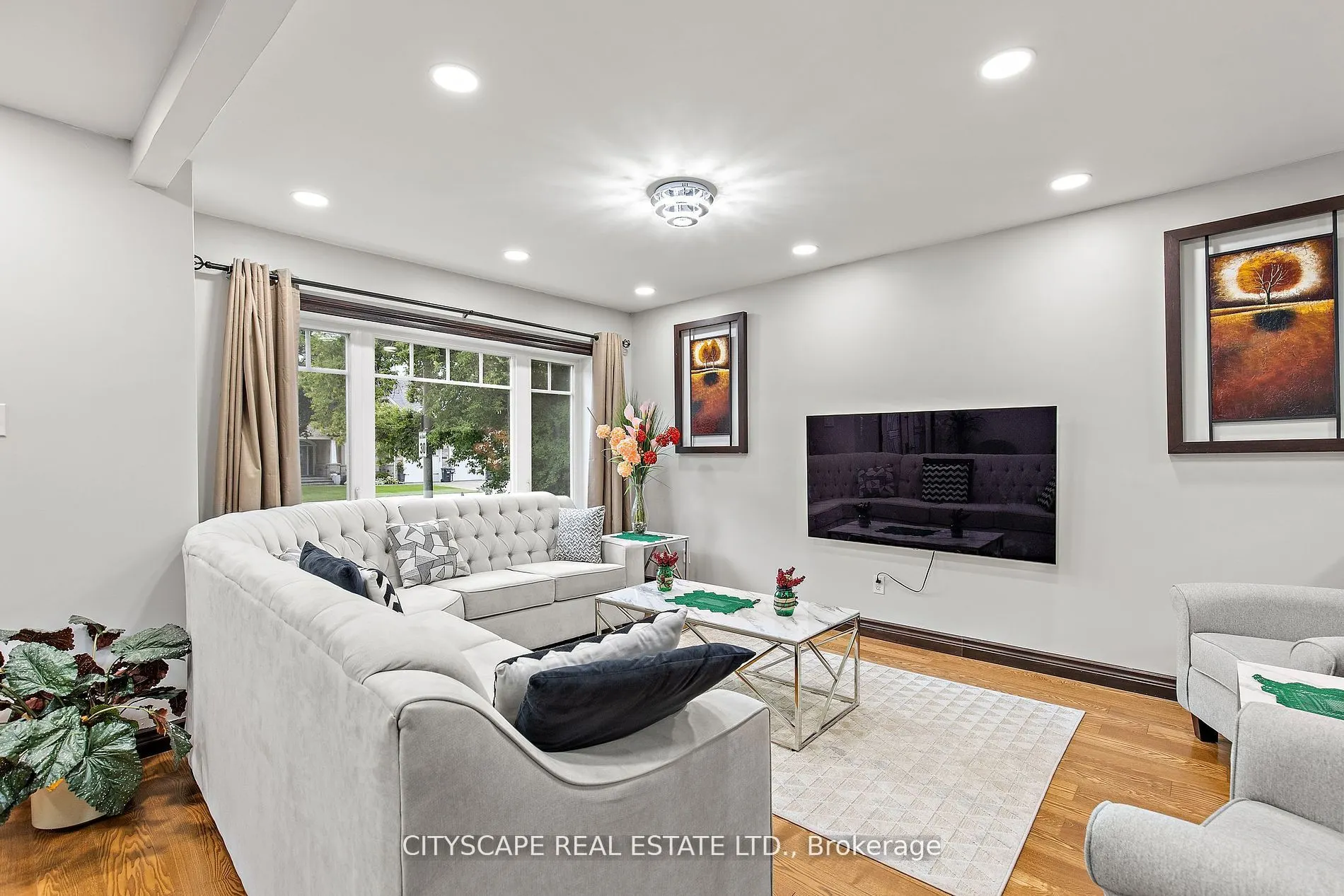 11 Brookside Drive