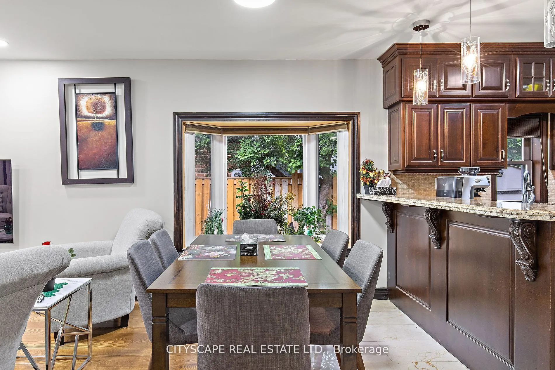 11 Brookside Drive
