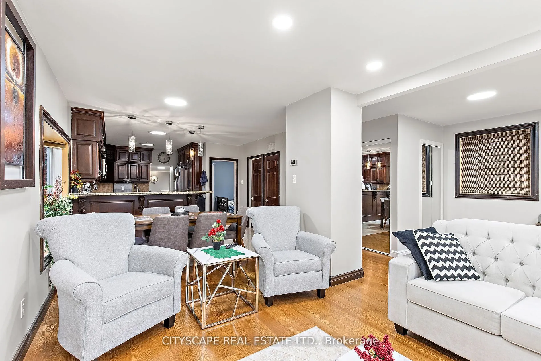 11 Brookside Drive