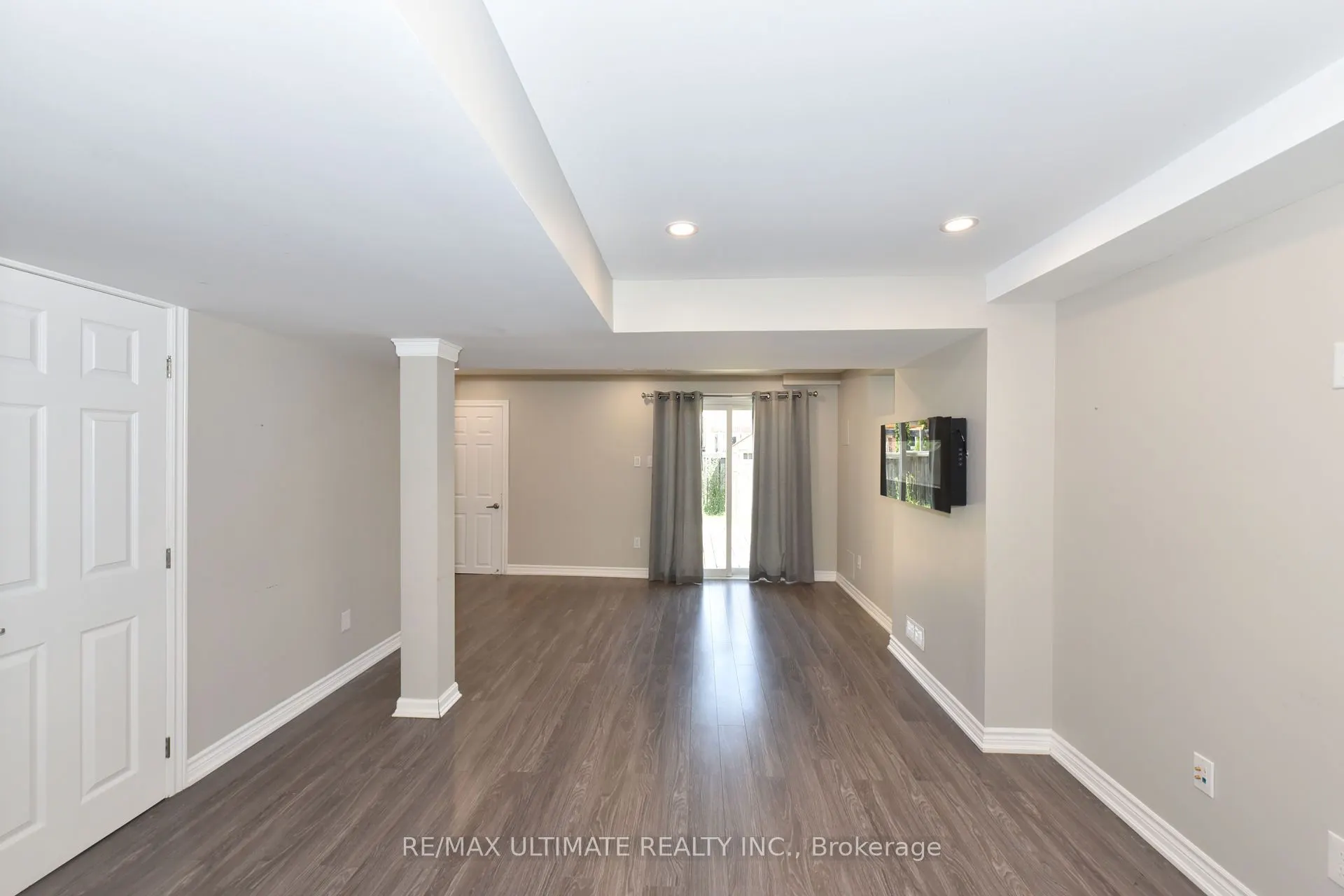 27 La Roche Avenue