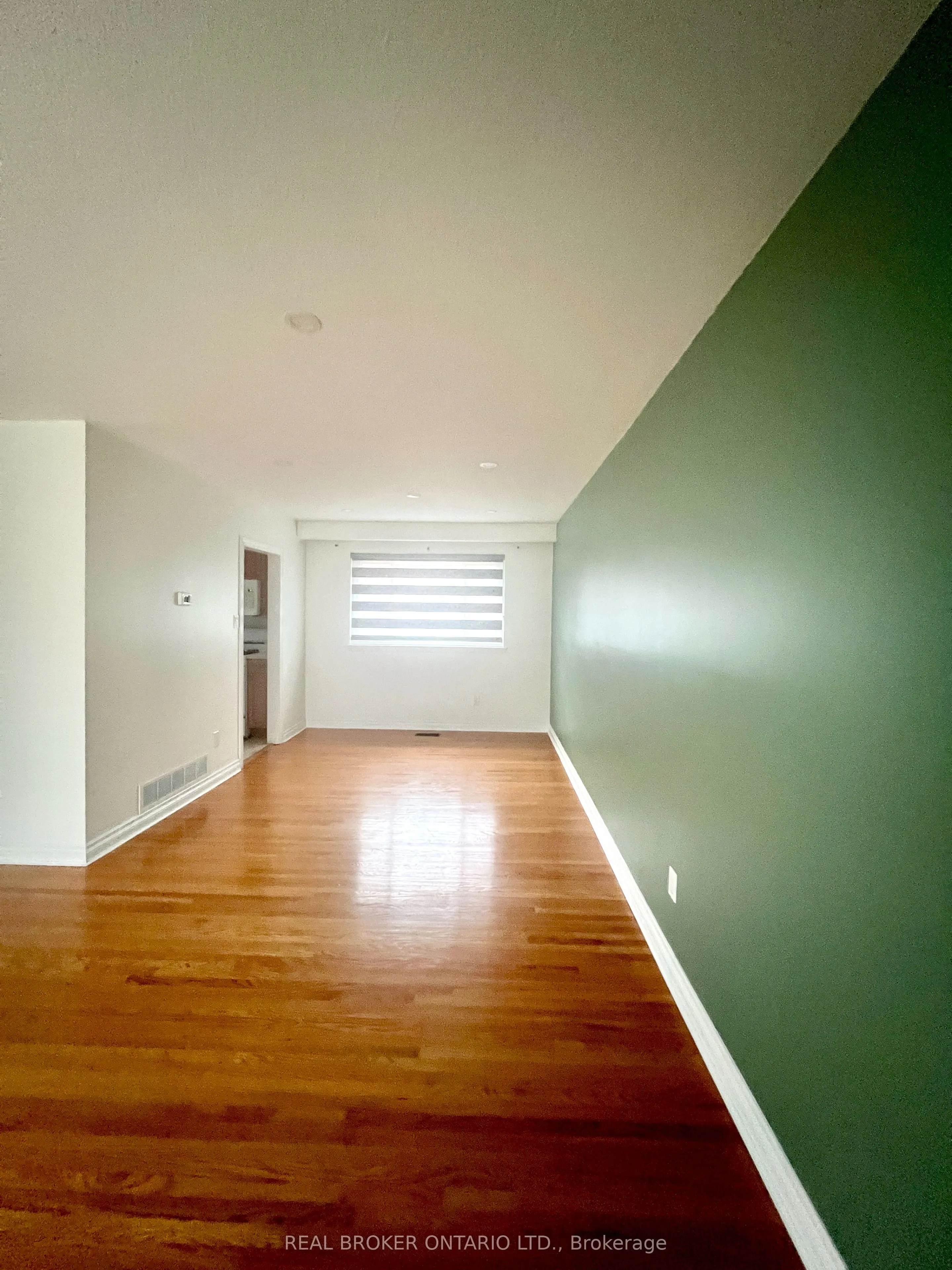 5285 Woodhaven Court, #Main