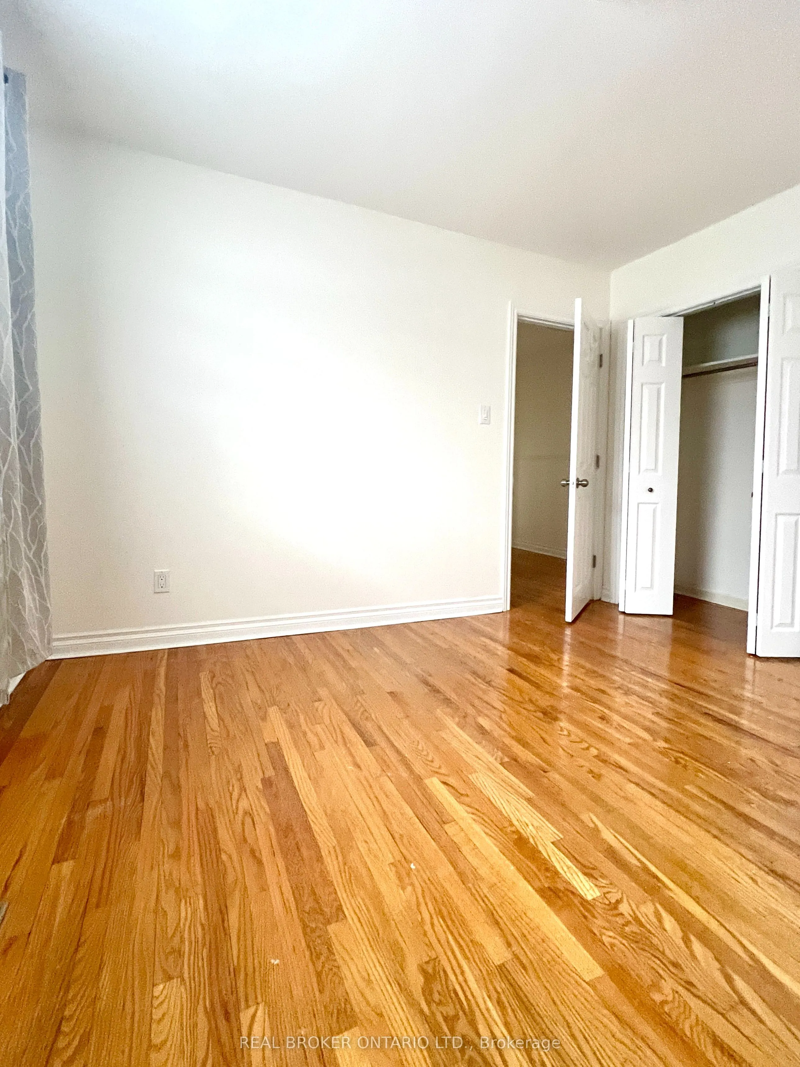 5285 Woodhaven Court, #Main