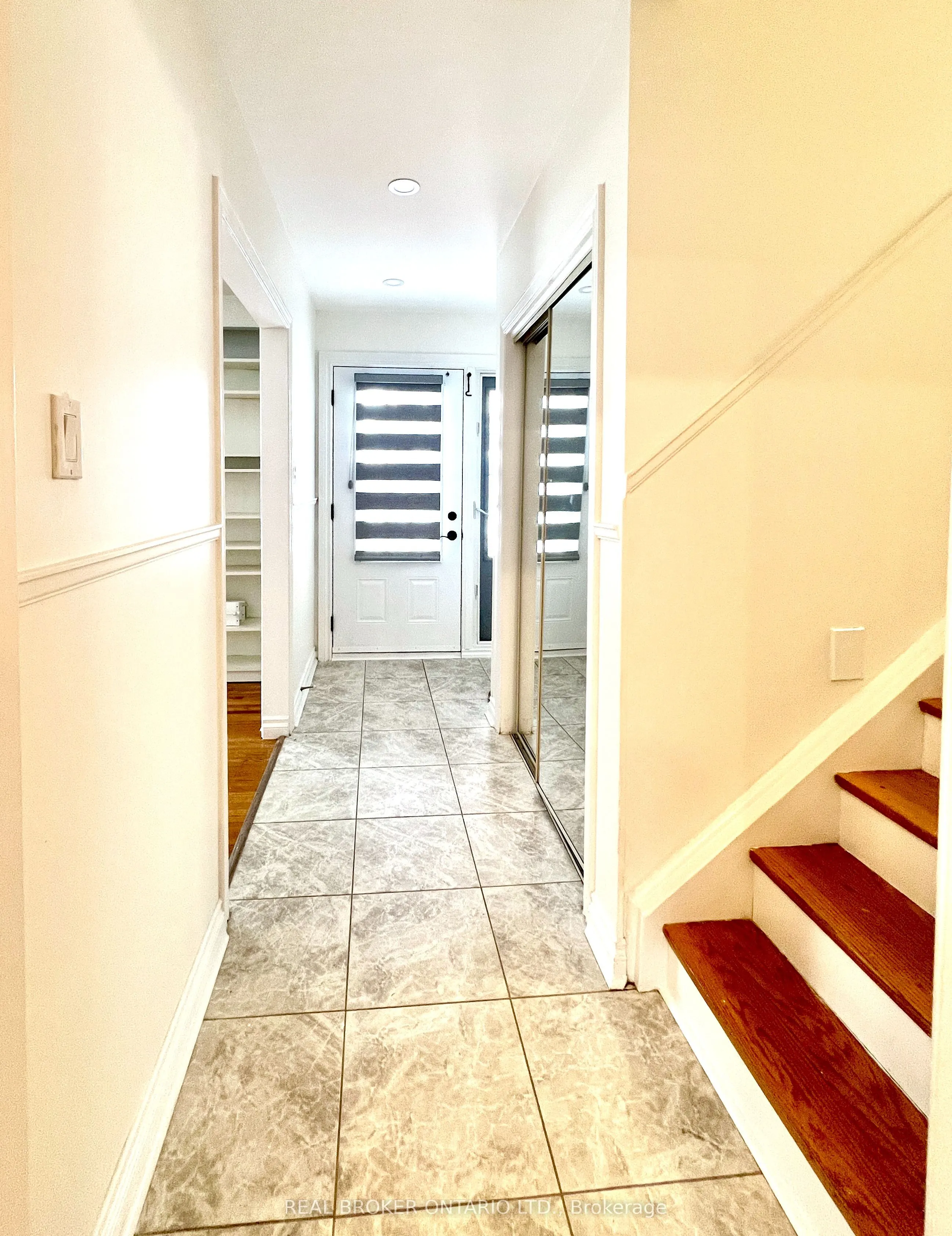 5285 Woodhaven Court, #Main