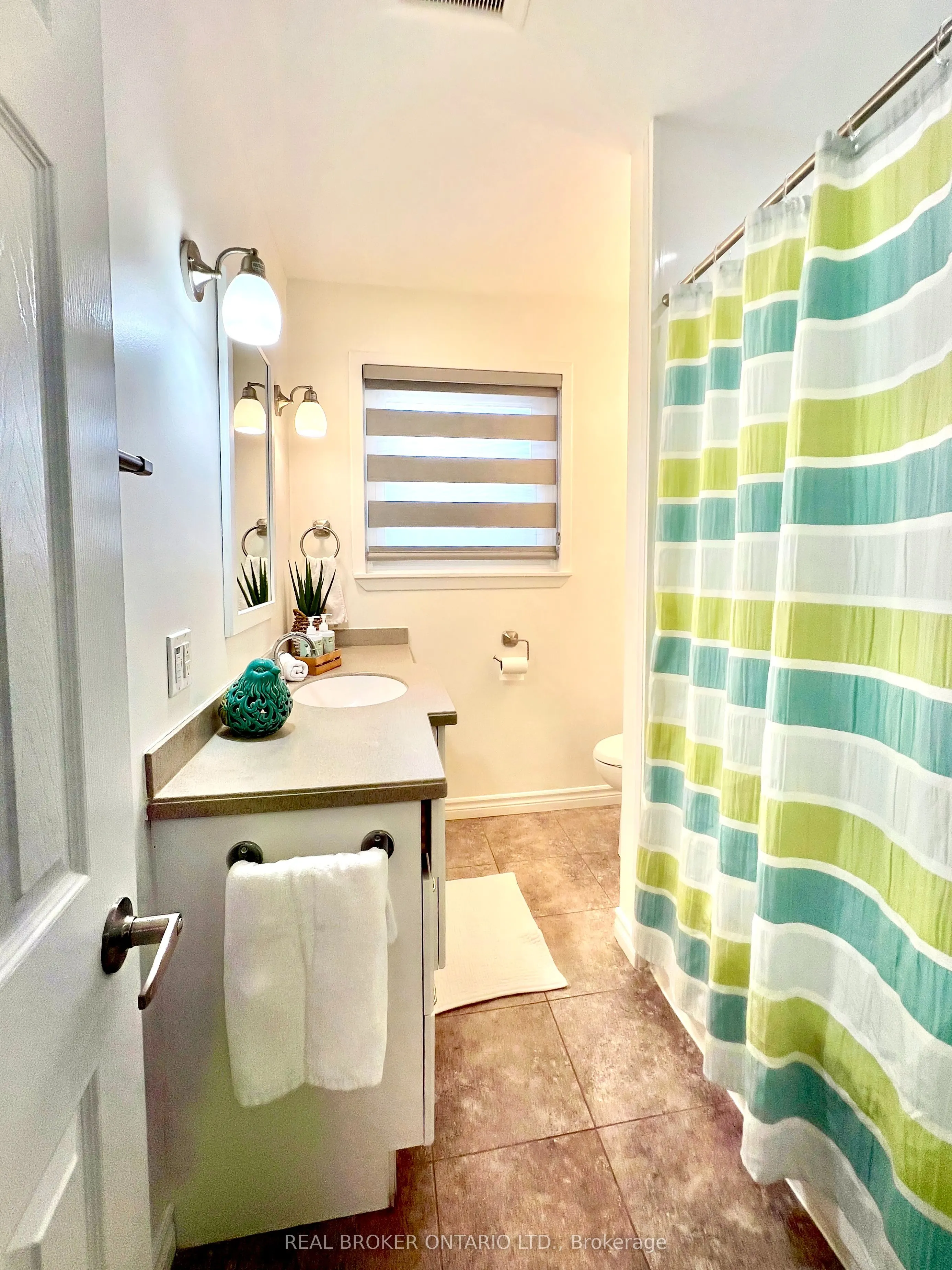5285 Woodhaven Court, #Main