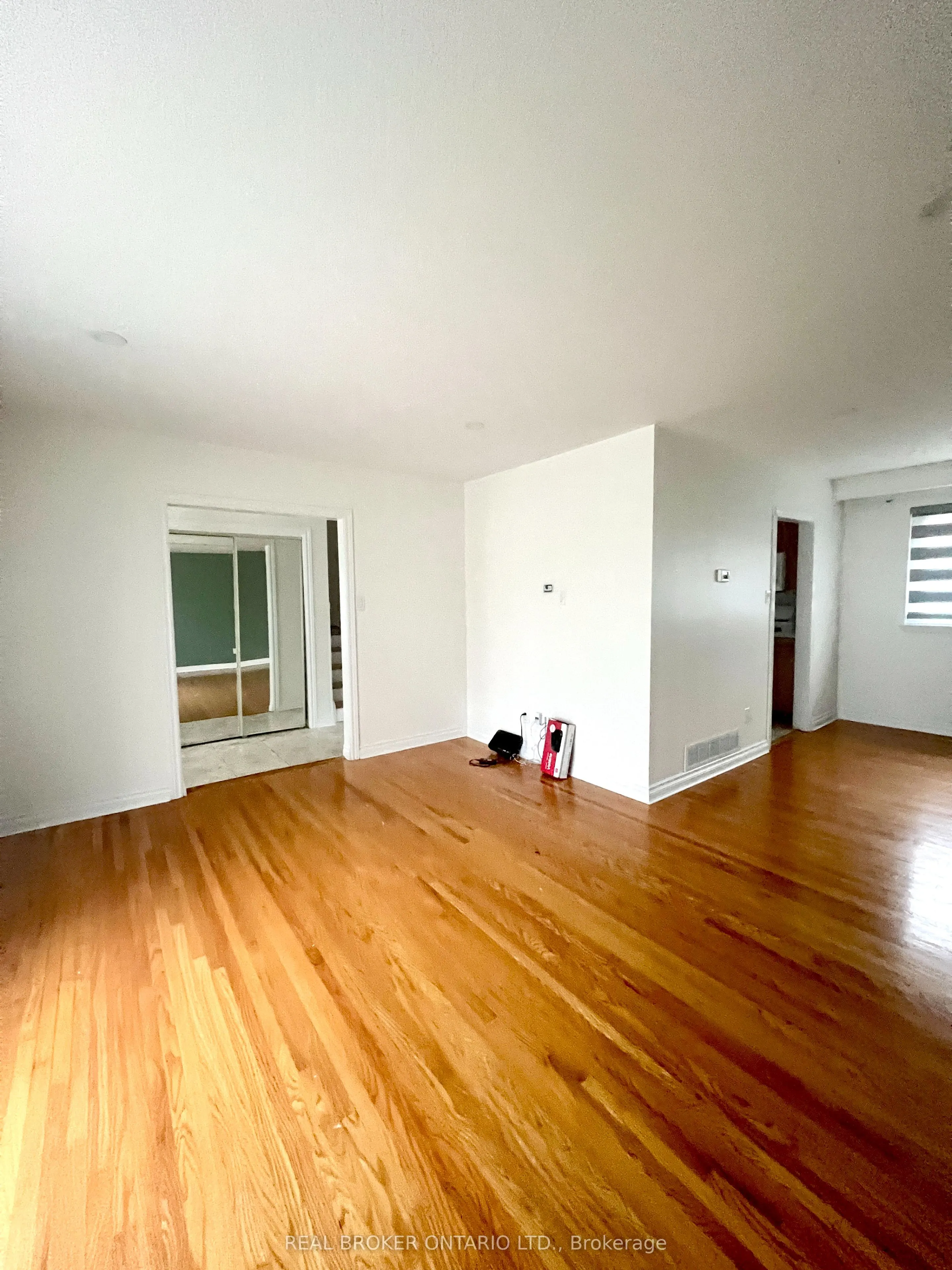 5285 Woodhaven Court, #Main