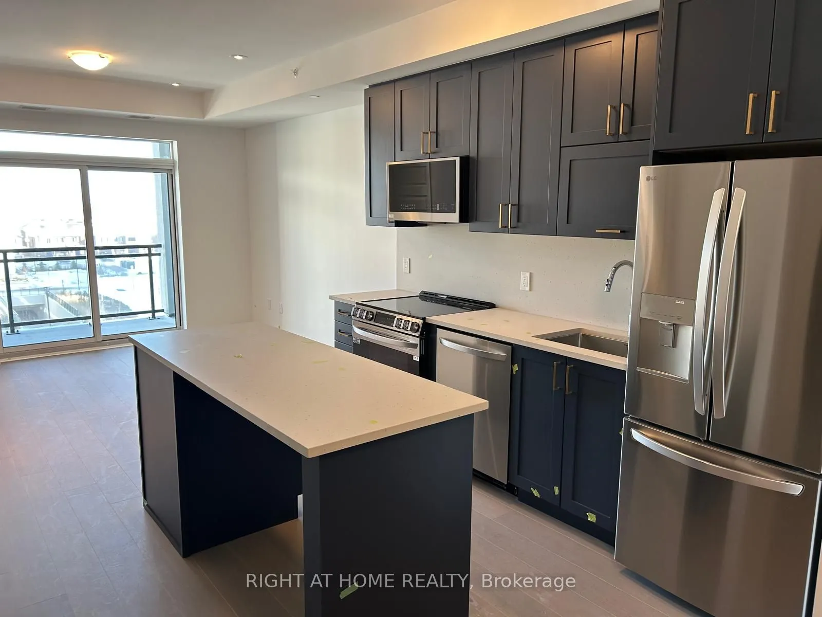 490 GORDON KRANTZ Avenue, #516