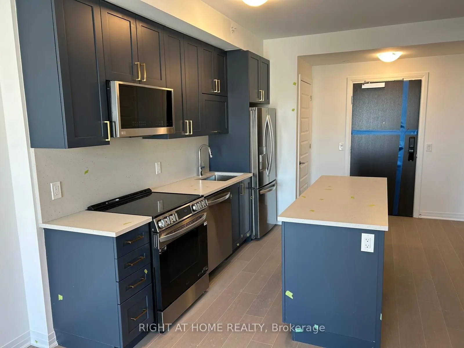 490 GORDON KRANTZ Avenue, #516