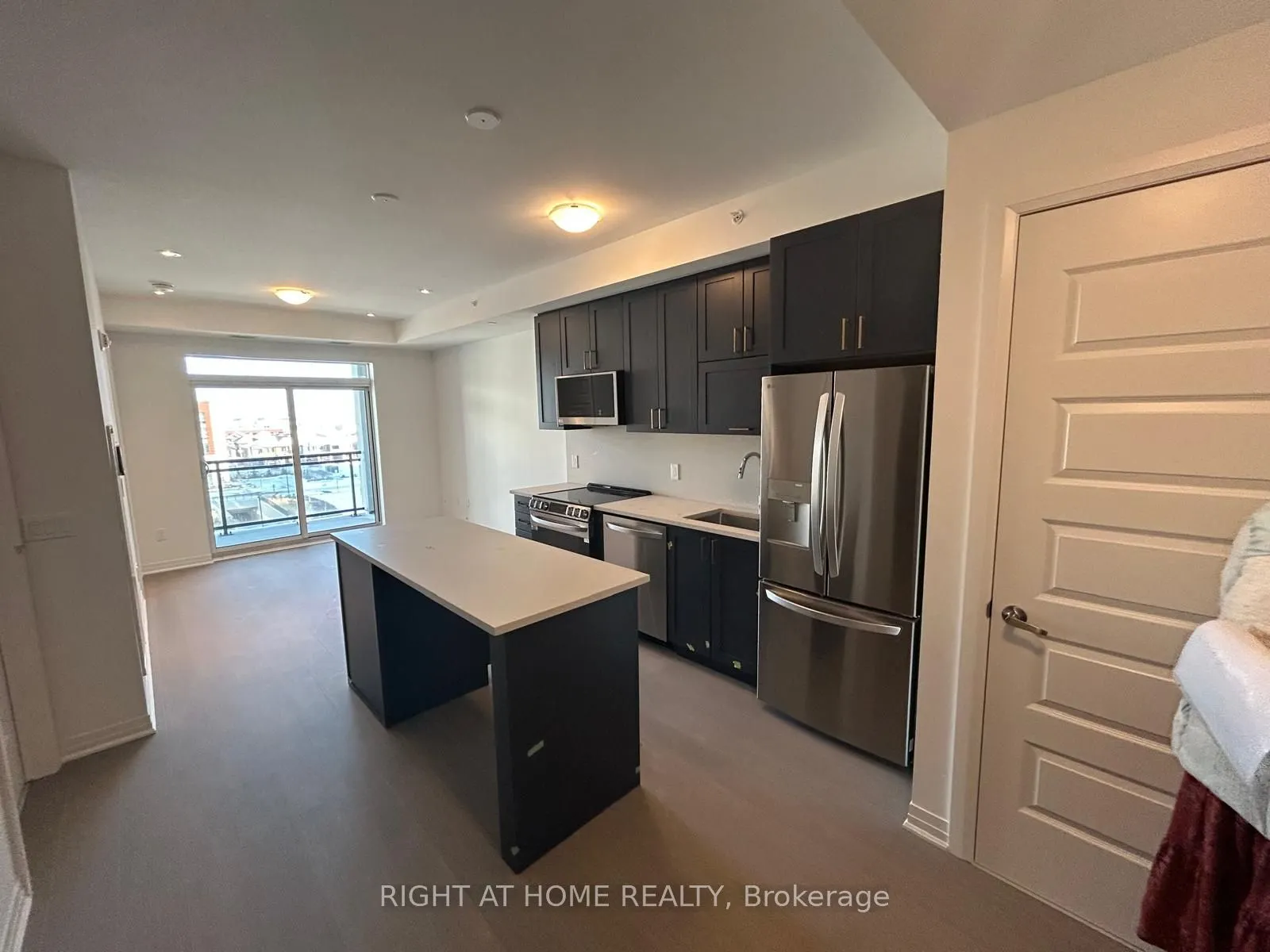 490 GORDON KRANTZ Avenue, #516