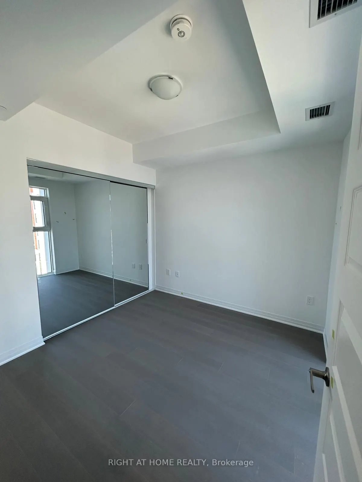 490 GORDON KRANTZ Avenue, #516