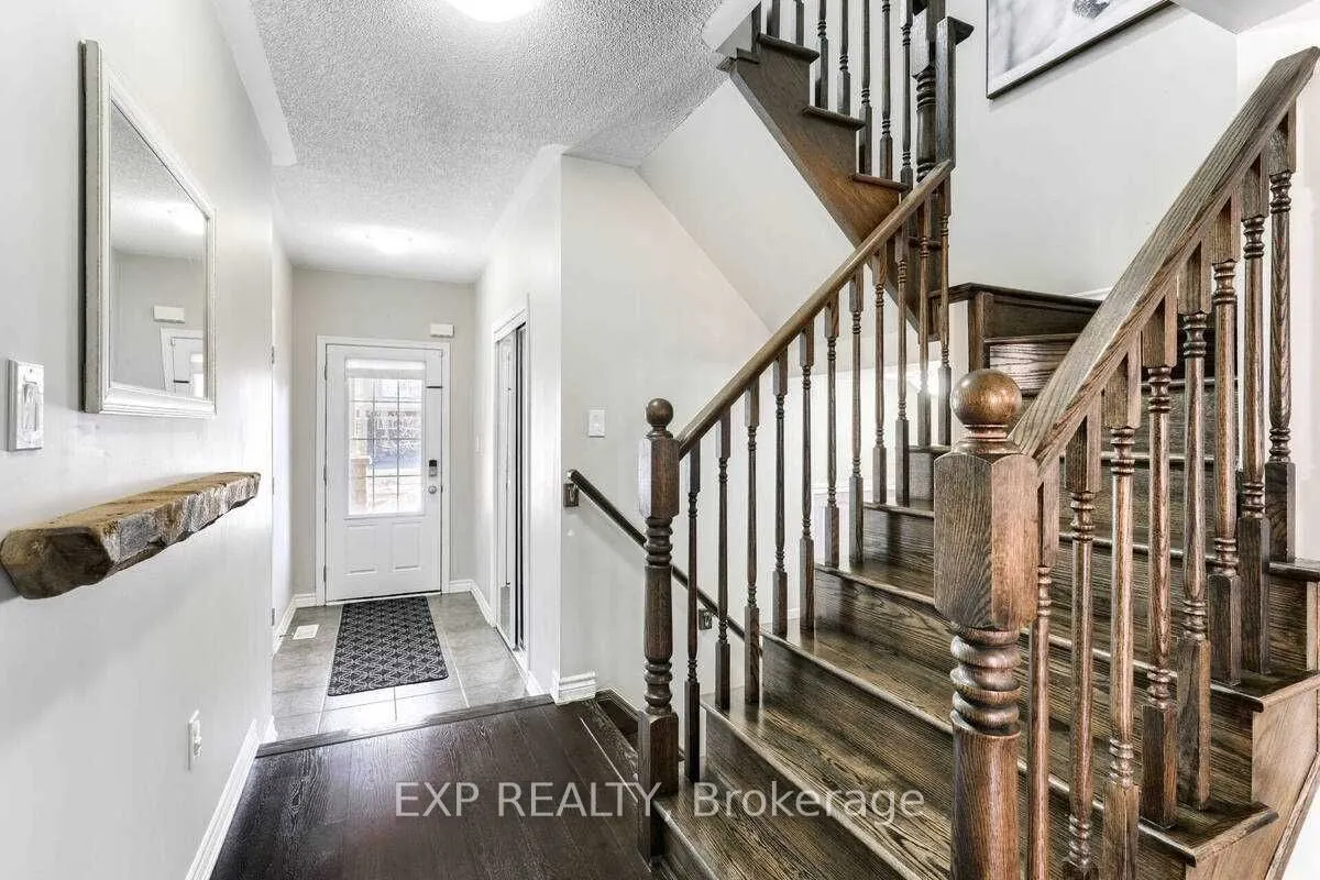 1554 Gainer Crescent