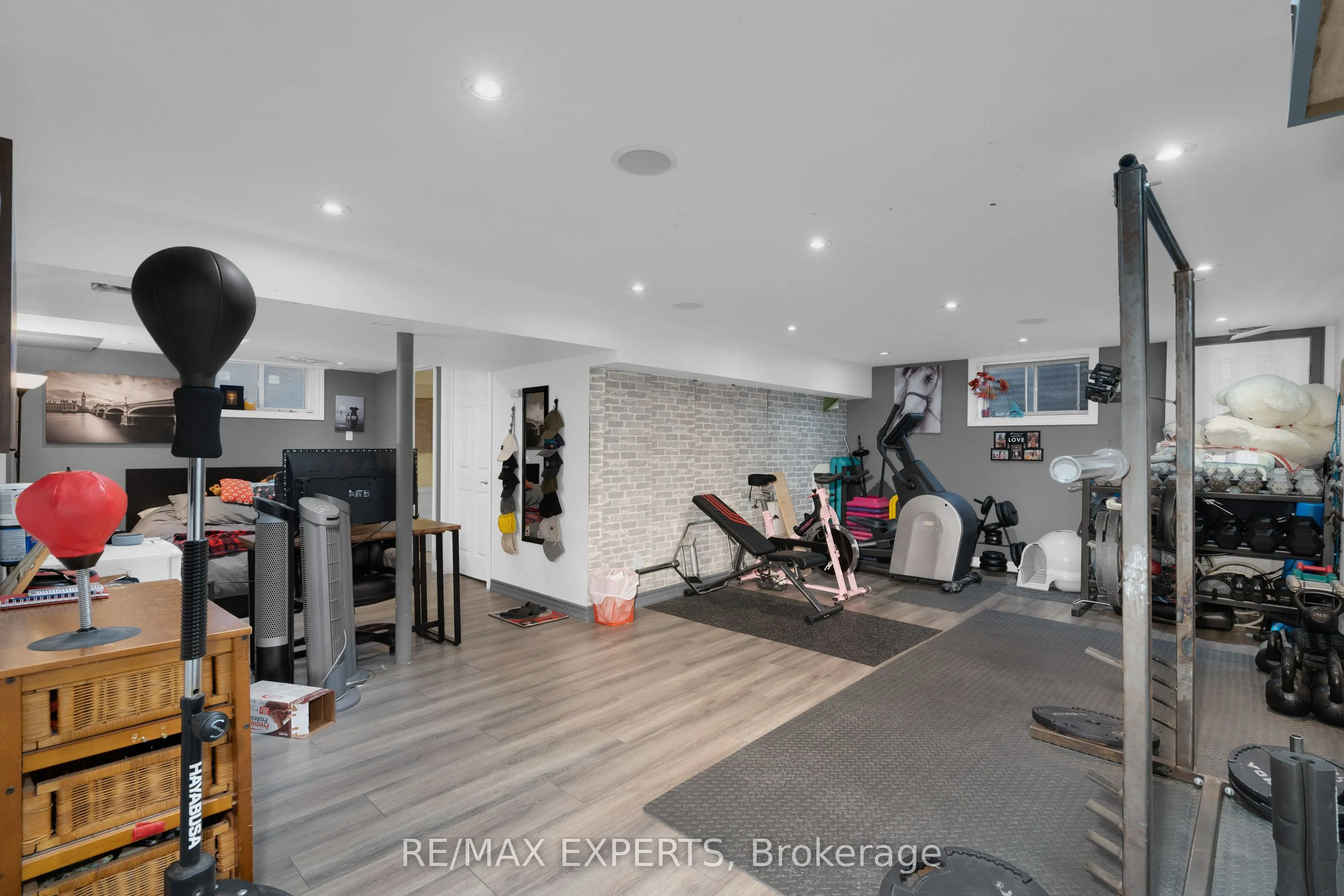 65 Birchview Crescent