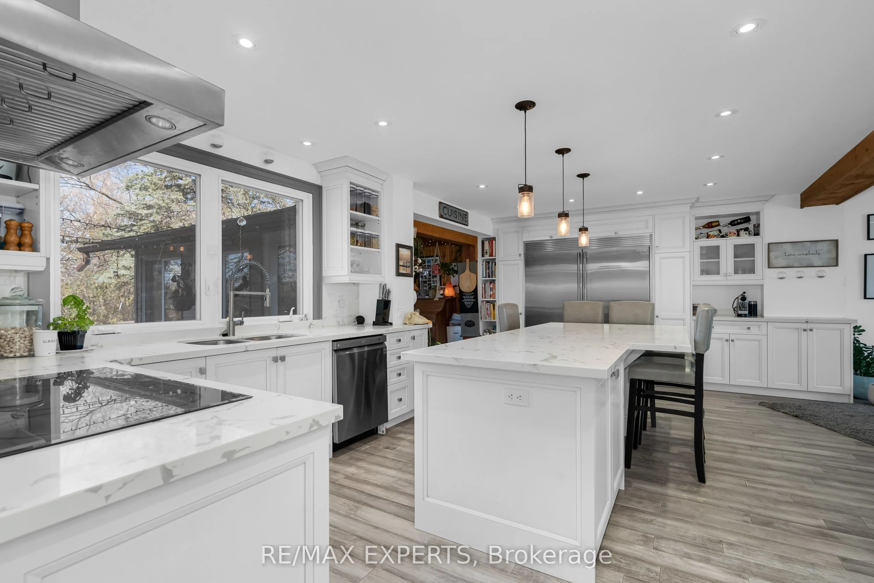 65 Birchview Crescent